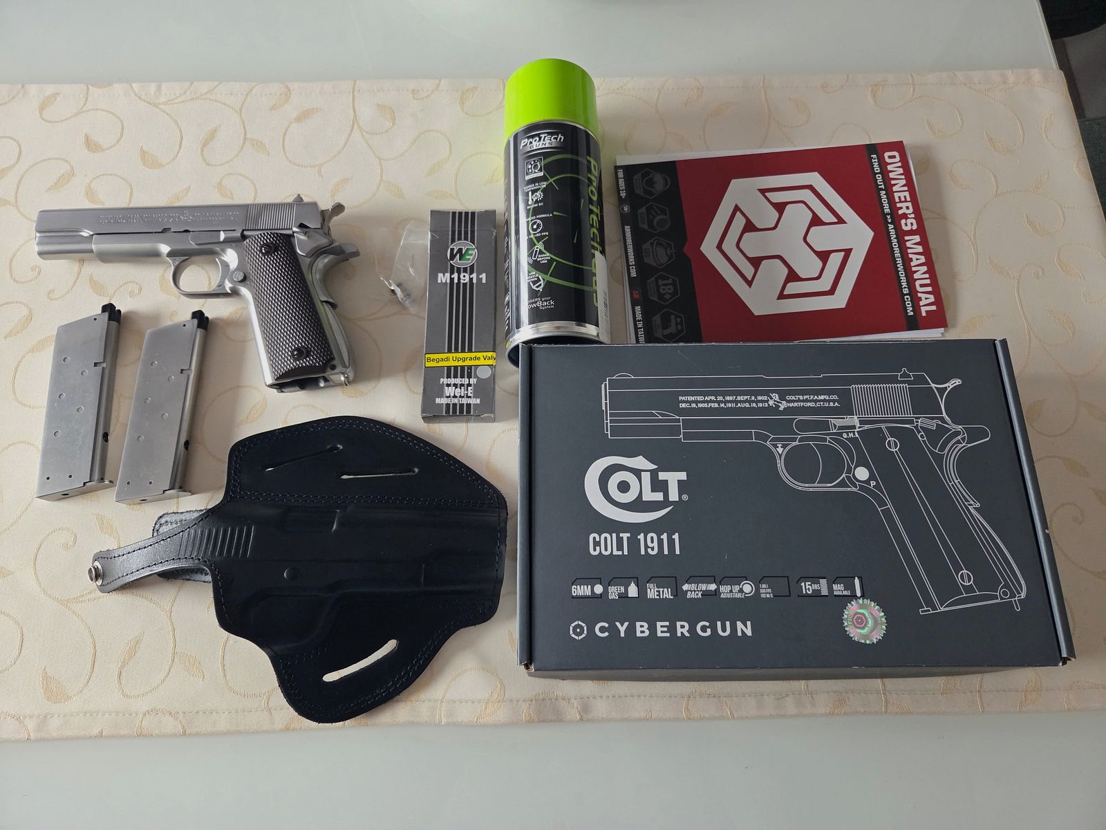 Cybergun / AWC Colt 1911A1 Vollmetall GBB 6mm BB plata