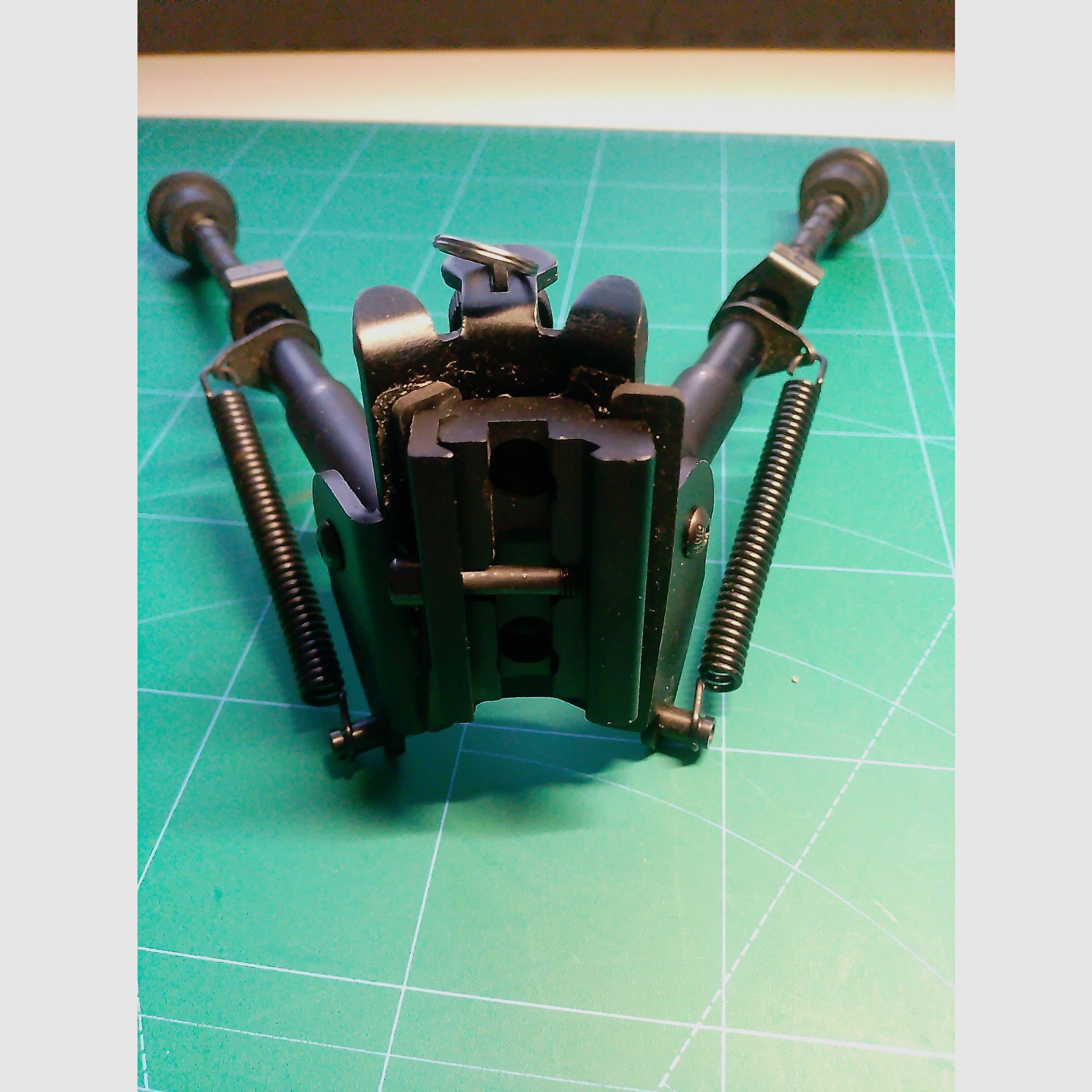 Zweibein 22 mm Metall Airmagnum PCP Gewehr mit Federn höhenverstellbar Gummi an den Füßen