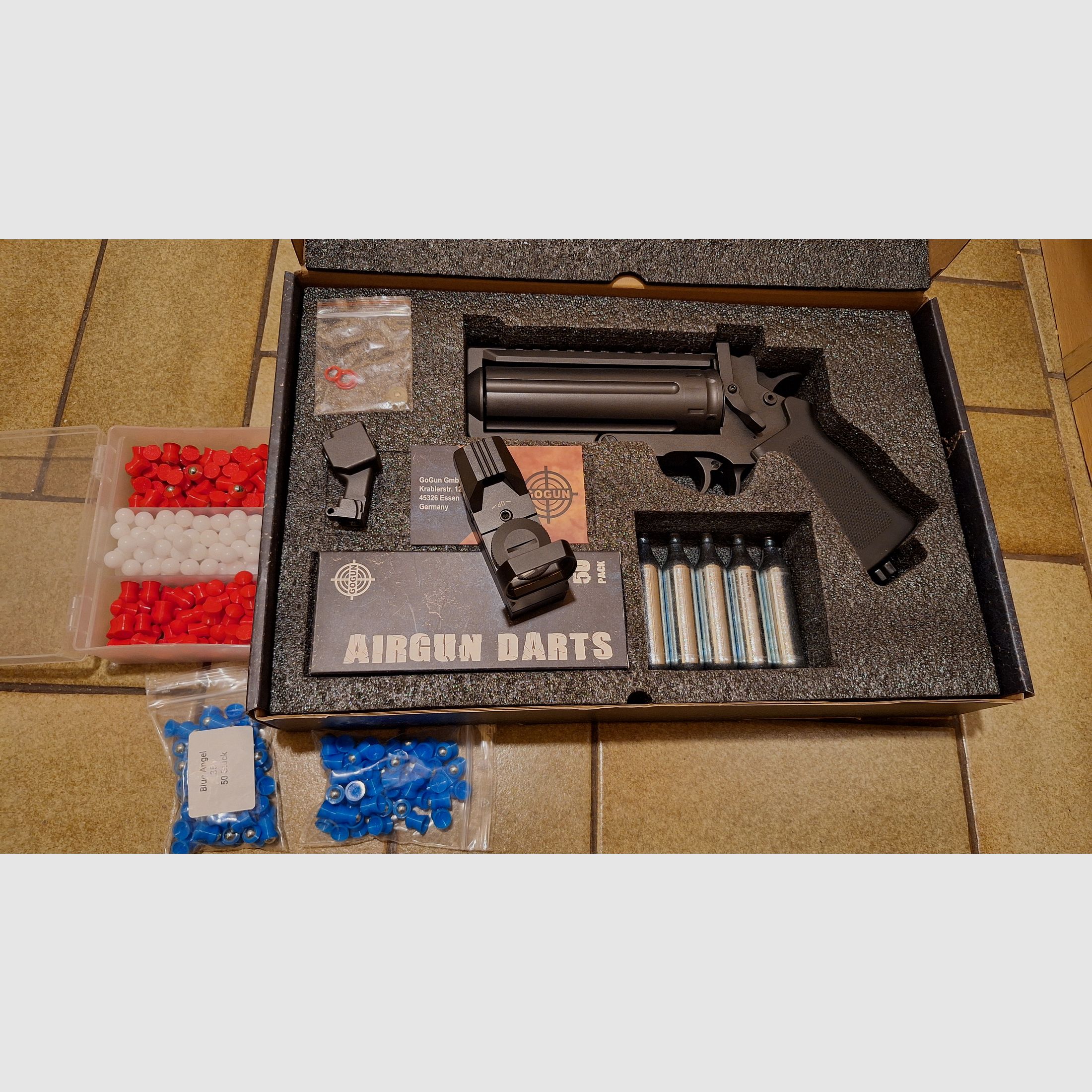 GoGun Revolver Six Needler Deluxe Kit + Red Dot + Diabolos TPU