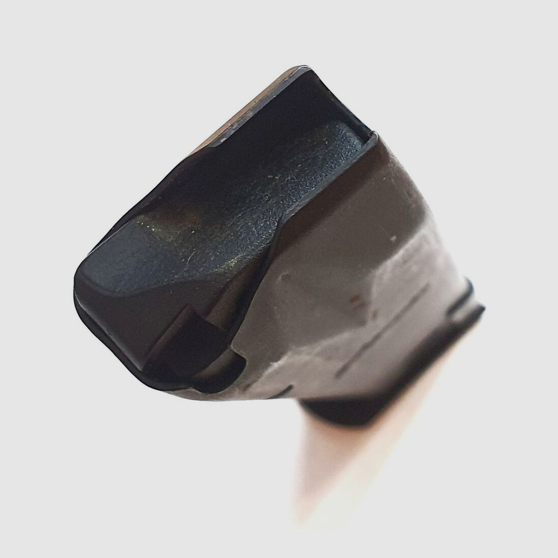 SIG SAUER magazine for pistol compatible with SIG P226, 9mm Luger, 20 rounds, used