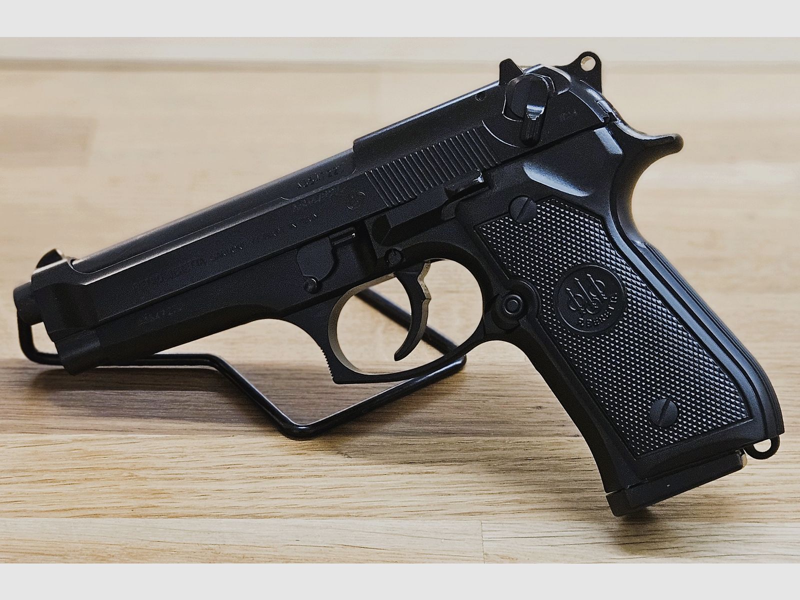Beretta – pistol / 92 FS / 9mm / used, image 2 of 3