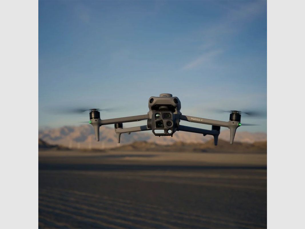 DJI Matrice 4T Drohne (inkl. 12 Monate DJI Care Enterprise Plus), Bild 6 von 10
