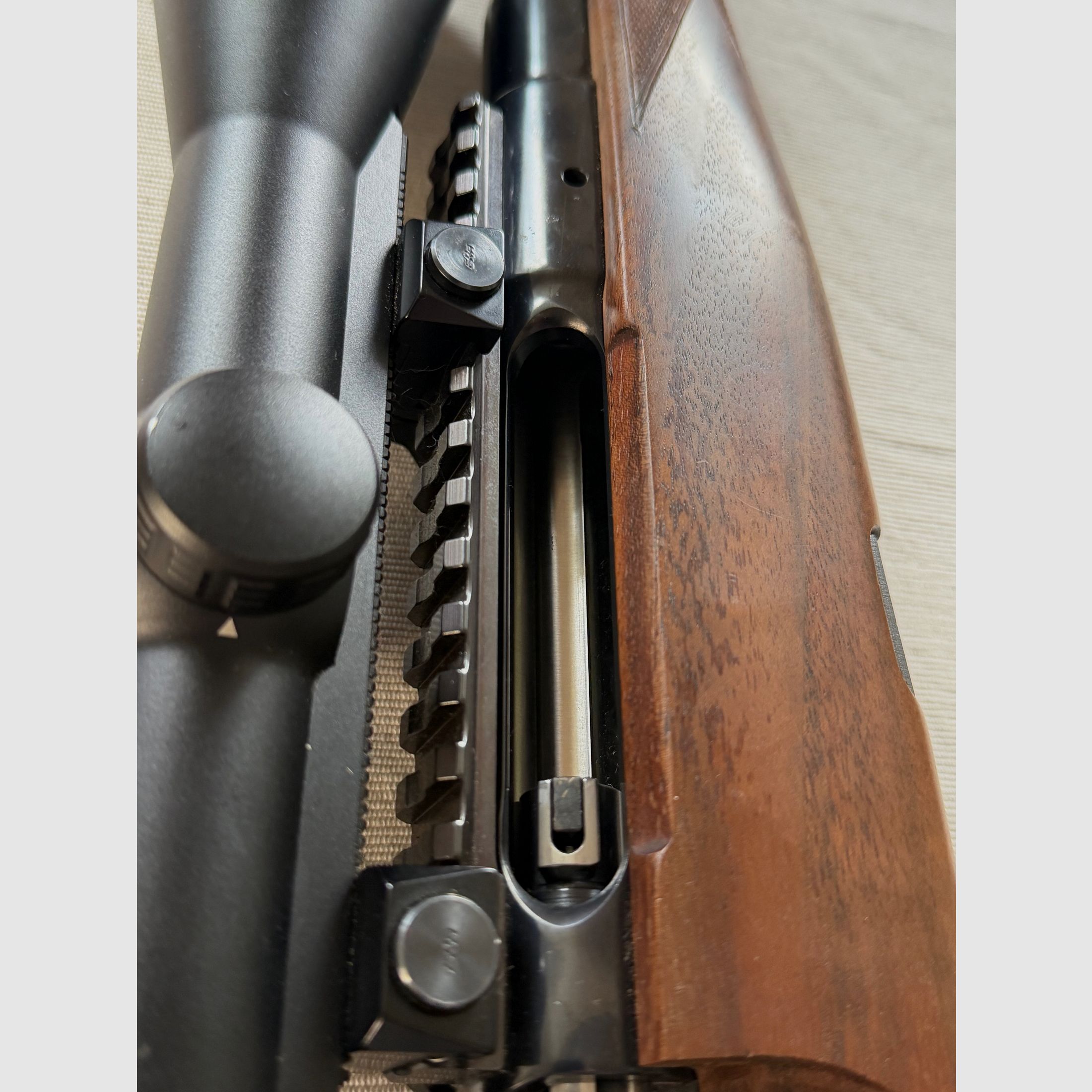 Heym SR21 im Kaliber .30-06 mit Kahles Glas und SD