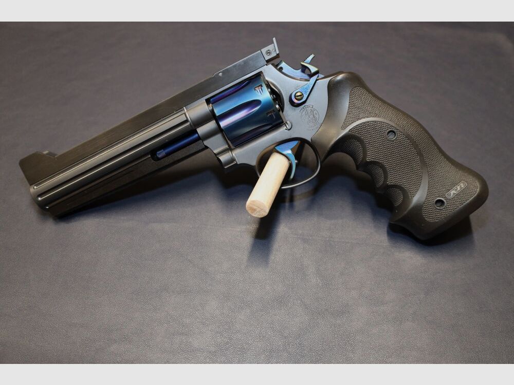 Club30 Smith&Wesson 568-3
