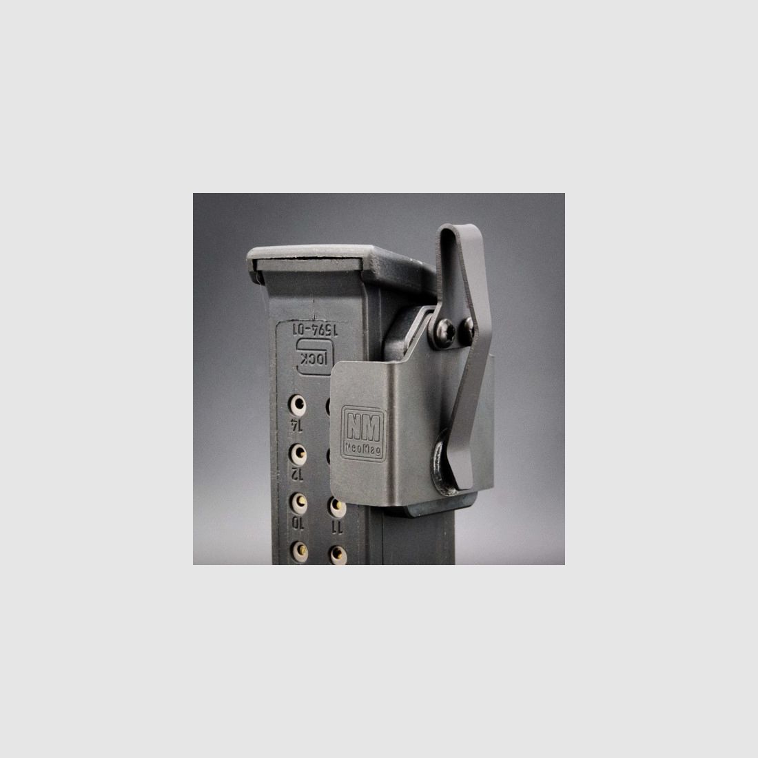 THE NEOMAG - Magnetic magazine holder