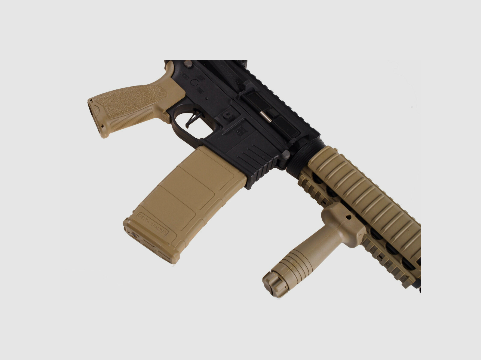 AR15 RIS CHARLIE Tan/Black S-AEG Airsoft Rifle Free from 18 Years | Delta Armory