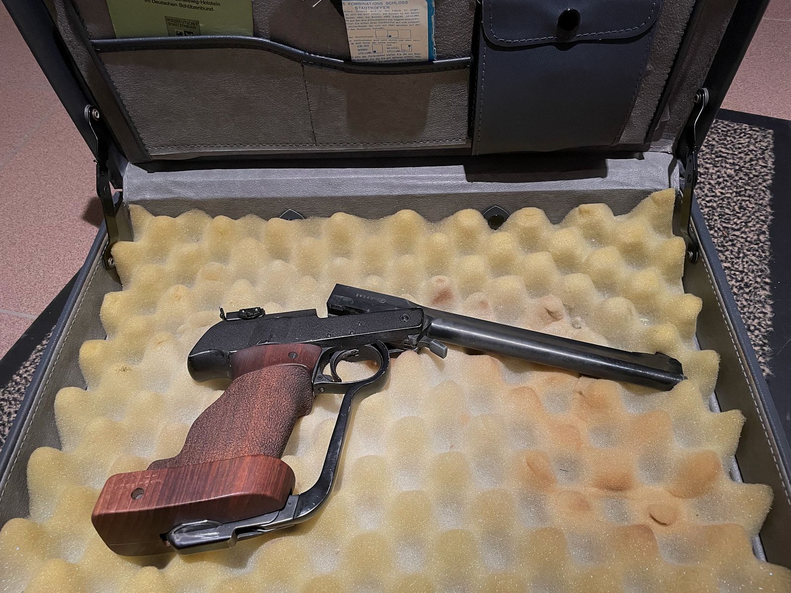 Pistola de aire comprimido Carl Walther LP Mod.3