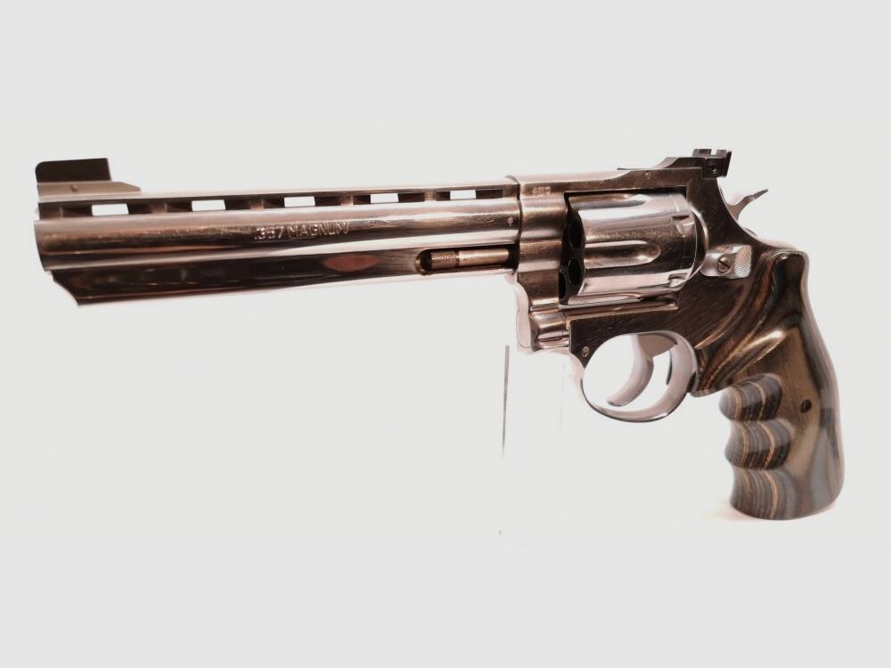 Taurus 689