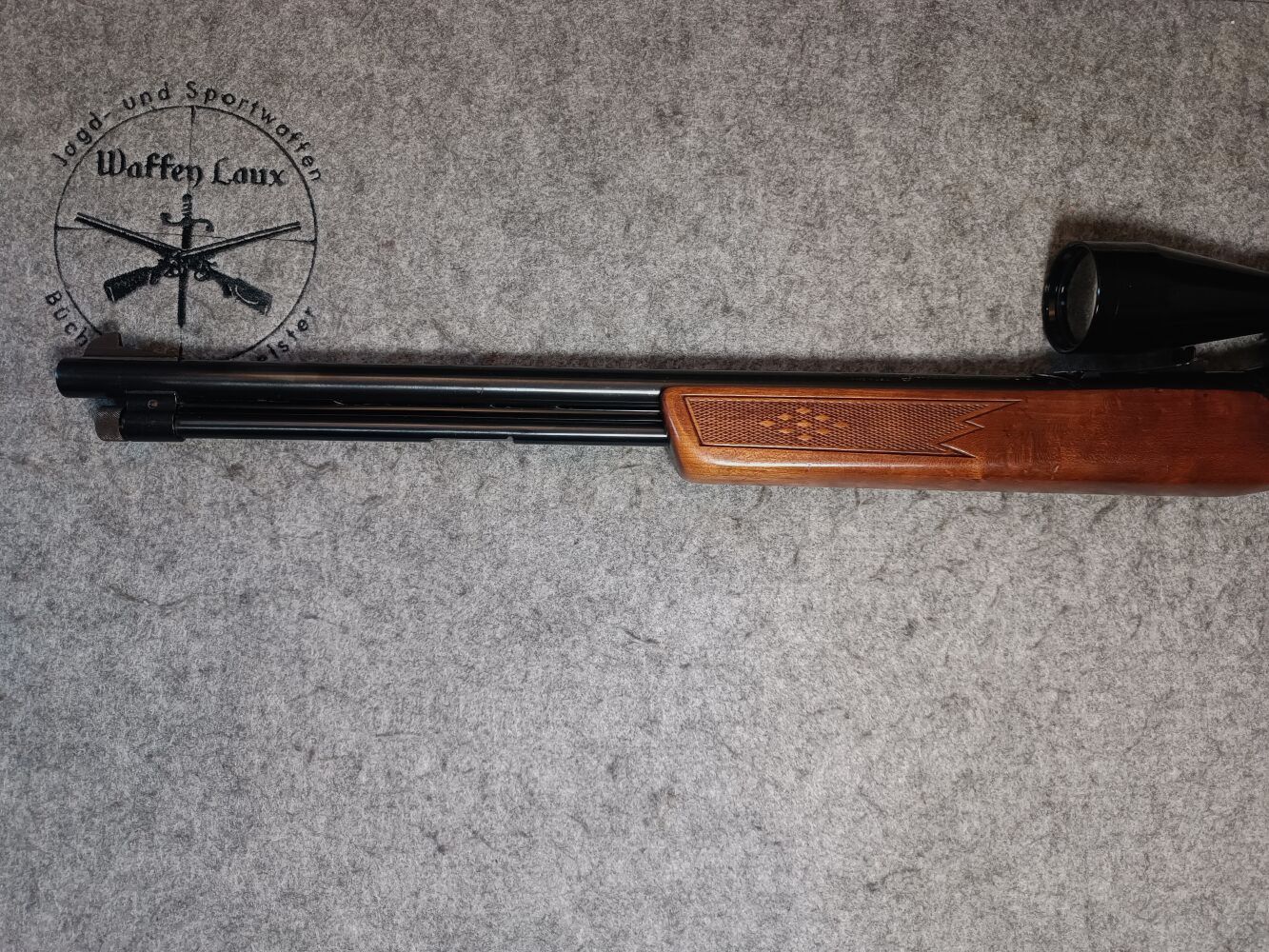 Winchester Mod. 270 Pump Action .22lr. Répétiteur à pompe avec poignée avant