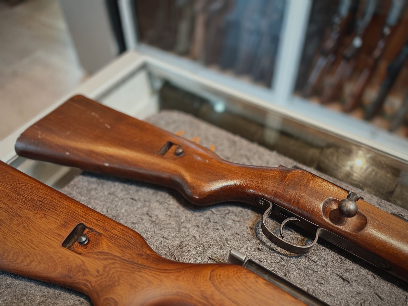 Conjunto de armas históricas – Suhl W625C (.22 l.r.) y 2× Haenel Sportmodell 33 Patente Schmeisser
