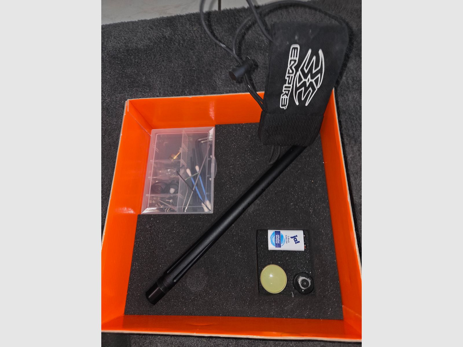 Empire Axe 2.0 – guter Zustand – Wartung empfohlen