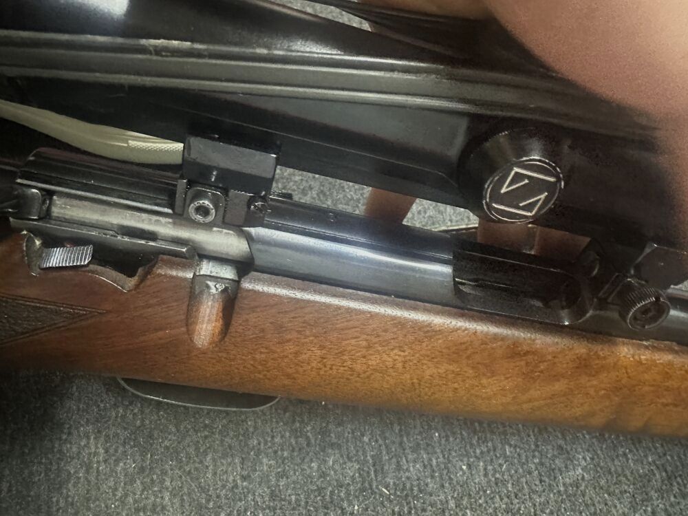 Krico Mod. 400 ST incluyendo Zeiss Diavari T*