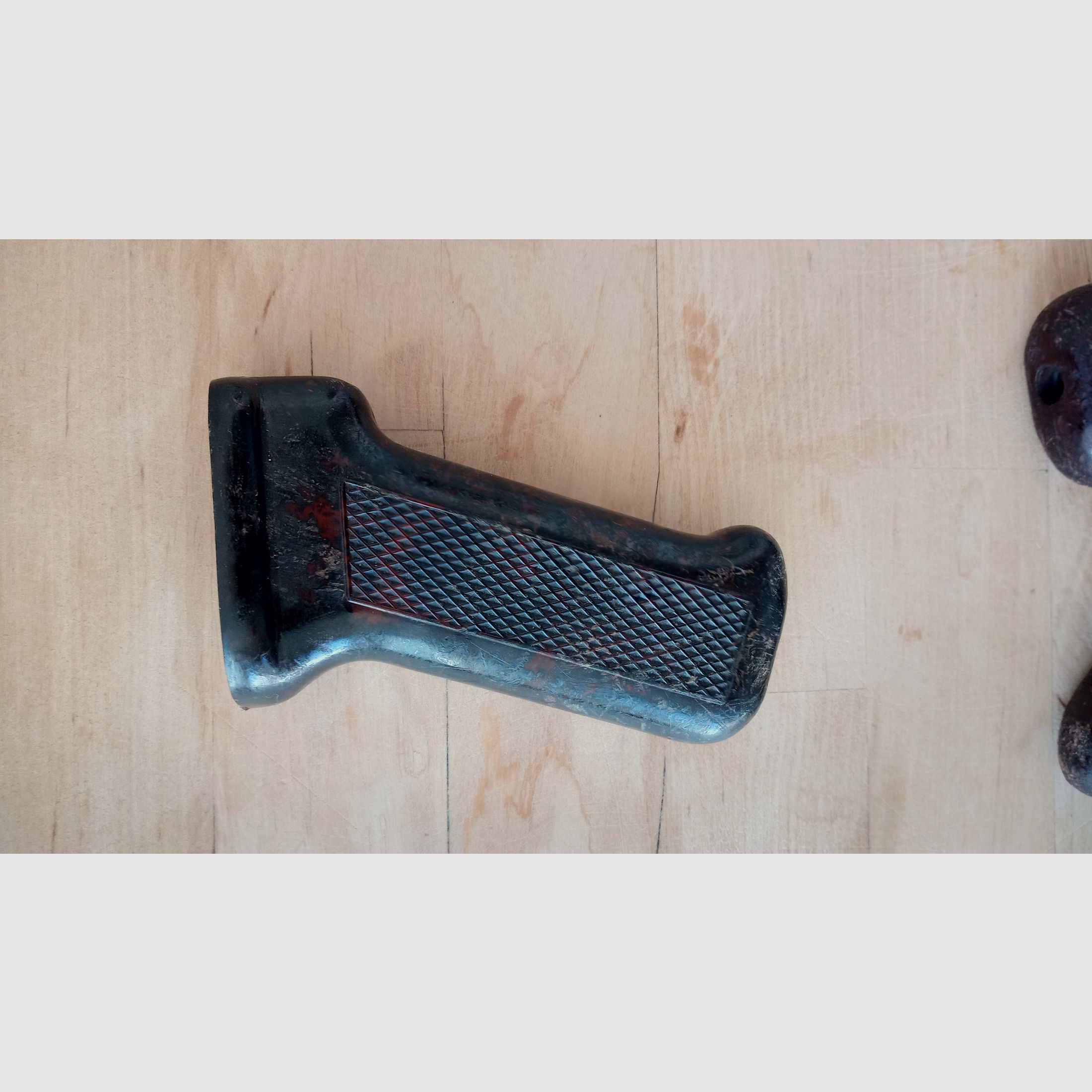 Rumänische AKM-Griffe aus Bakelit besser als der russische Griff / auch für AK74 AK-100 / Yunker / Cybergun 47