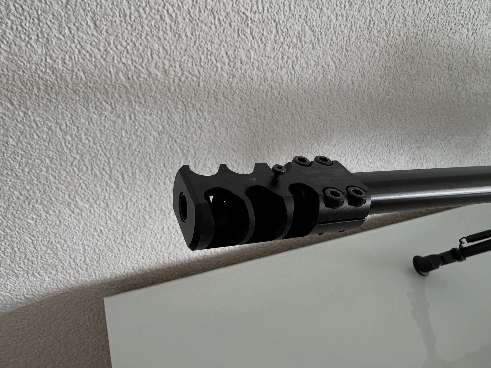 Howa 1500 .223 Rem mit Mündungsbremse und Zweibein Roedale Precison Schaft 