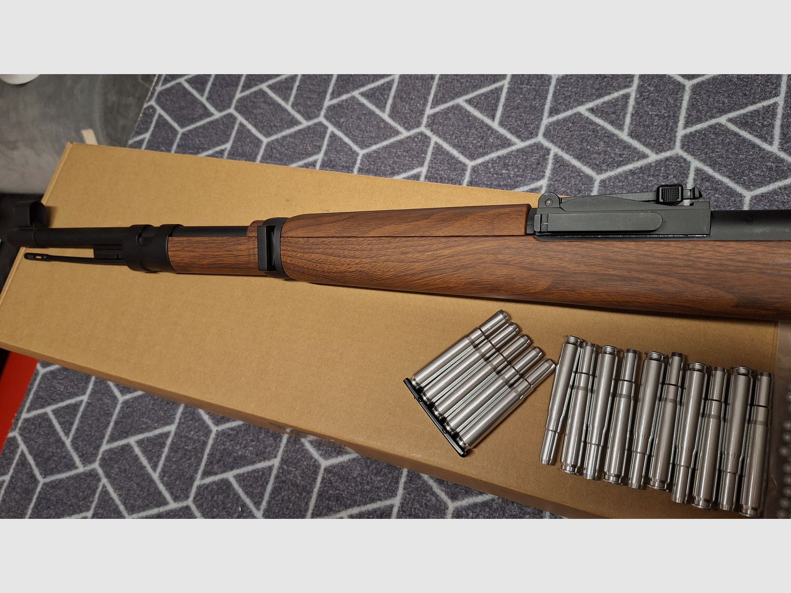 Karabiner 98K Bolt-Action Springer Gewehr mit Hülsenauswurf 6mm BB Holzoptik - Neuwertig!