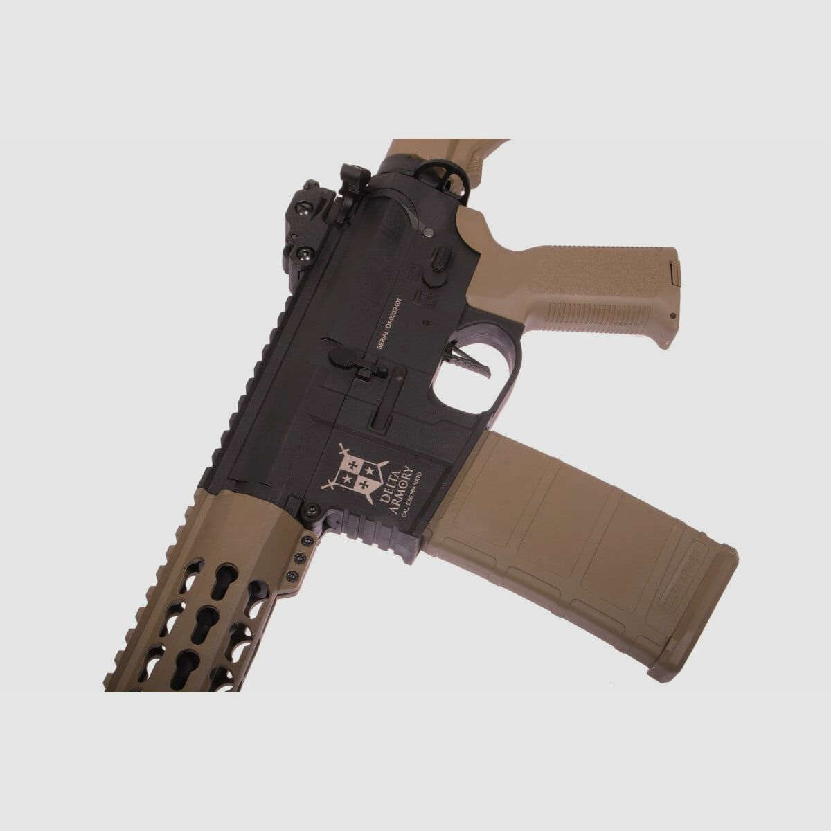 AR15 KeyMod 10 Zoll PREDATOR CHARLIE EAGLE ETU Tan/Schwarz S-AEG Softair Gewehr Frei ab 18 Jahren | Delta Armory