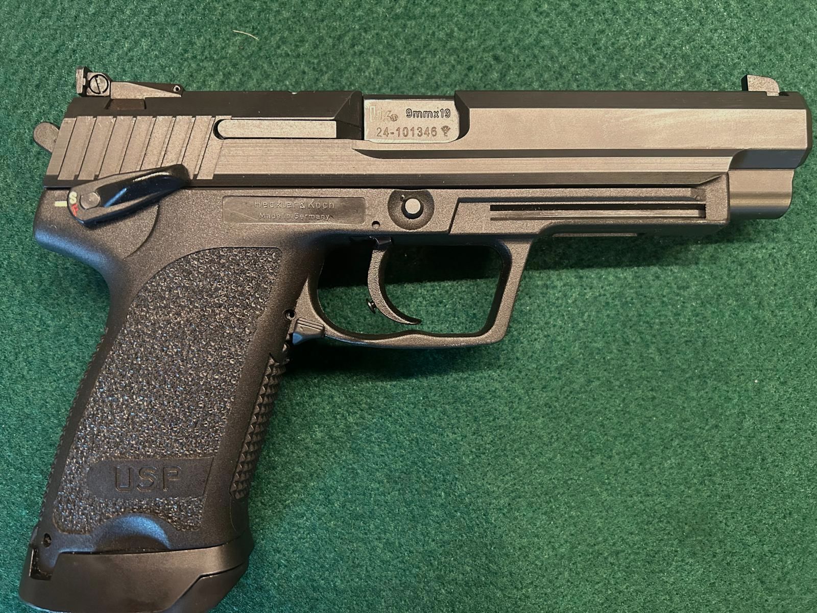 Heckler & Koch USP Expert 9 mm, immagine 2 di 5