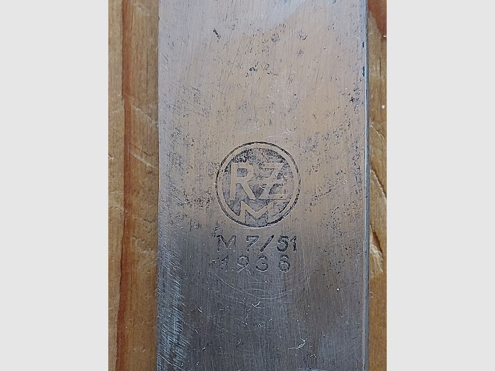HJ travel knife with motto RZM M7/51 1938