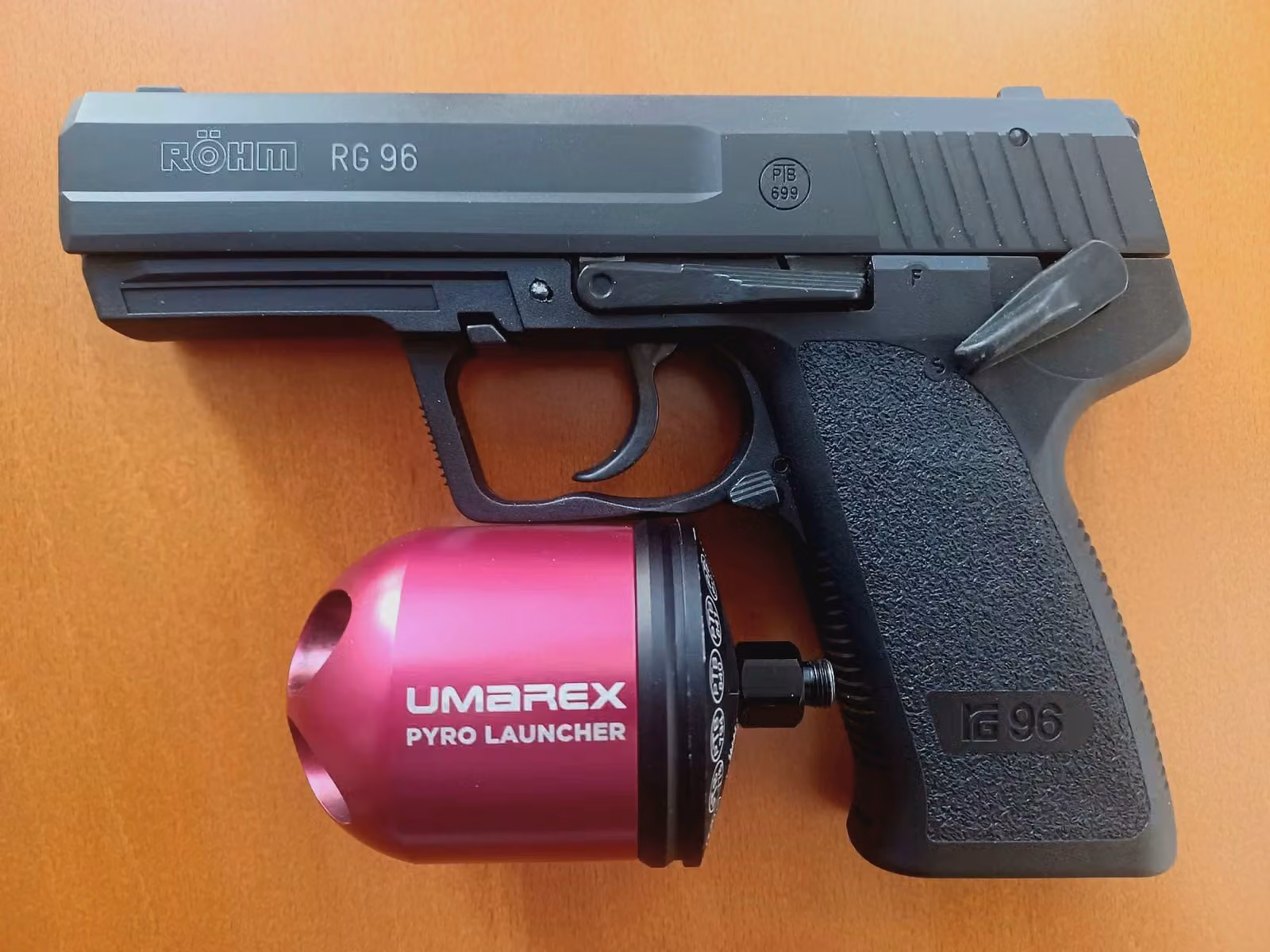 Röhm RG96 cal. 9mm P.A.K., image 1 sur 3