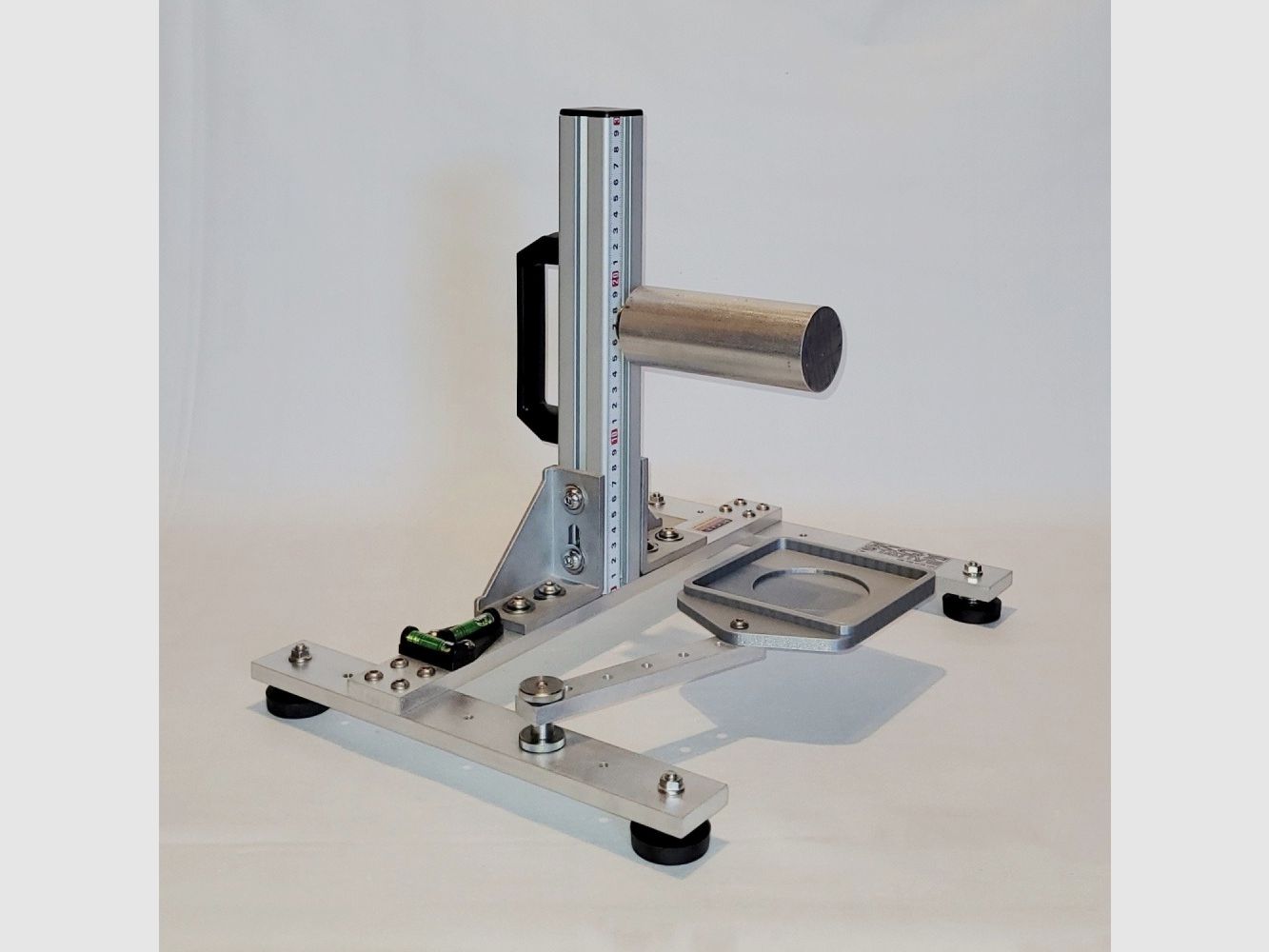 KGF Auflagestativ - Auflageständer Alu H-300-Ultimate mit Buchenholz-Auflage, Waage, Griff, Maßband + Munitionshalter