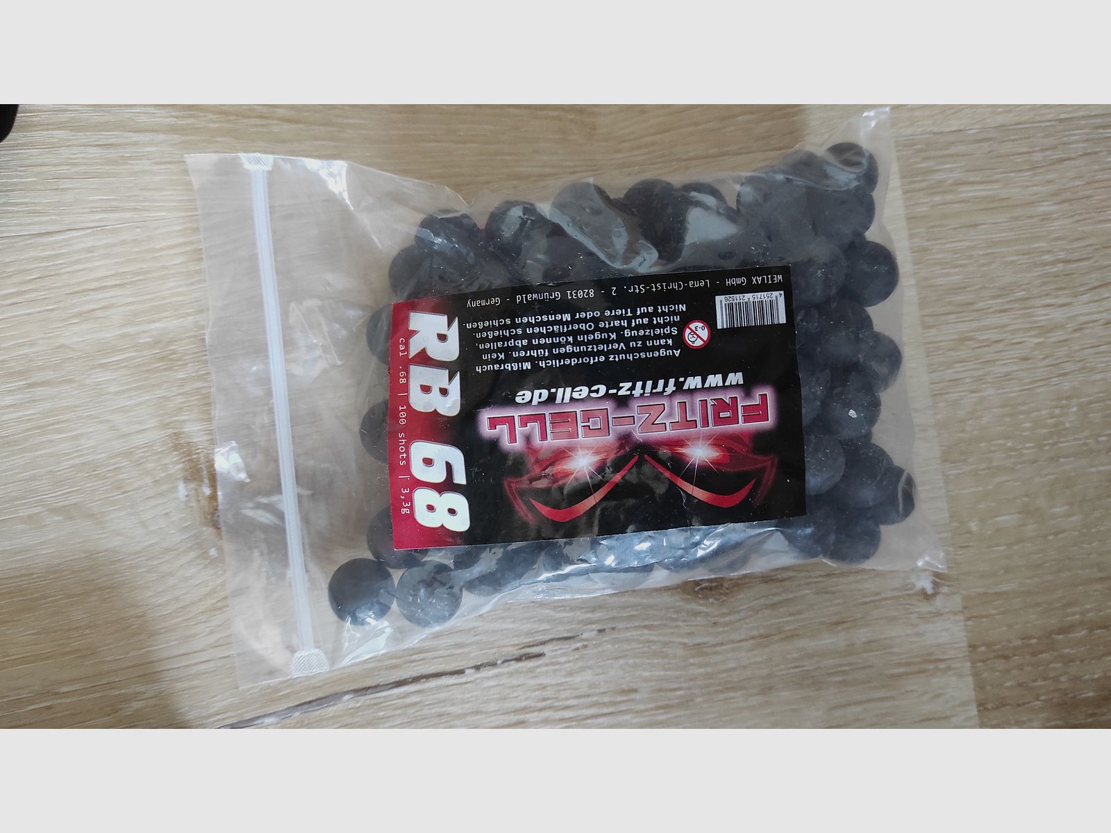 Rubberballs, hard plastic projectiles, rubber projectiles cal.68 CO2 gas guns total 300 rounds
