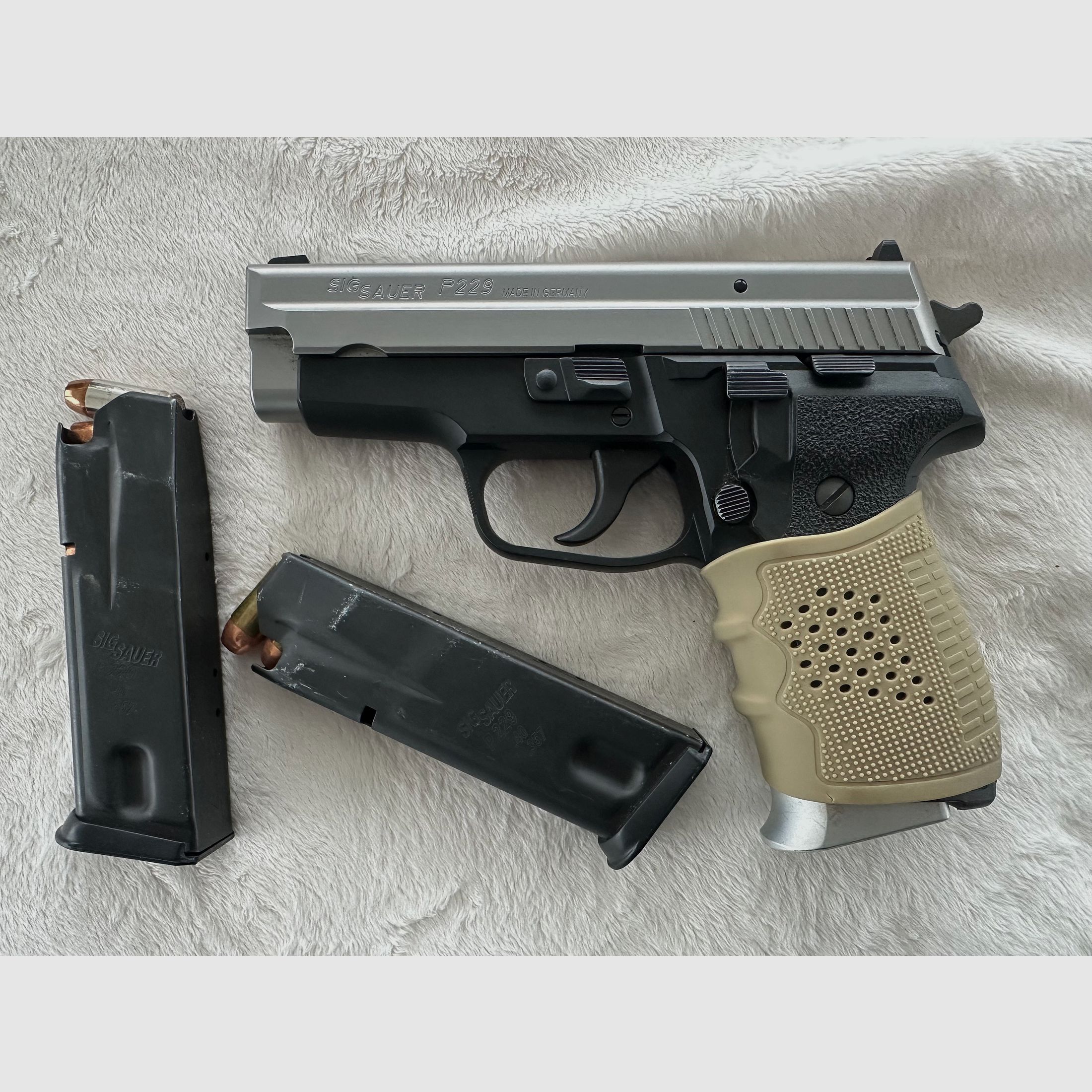 Sig Sauer P 229 P229 Duotone Srebrny/Czarny - NOWY