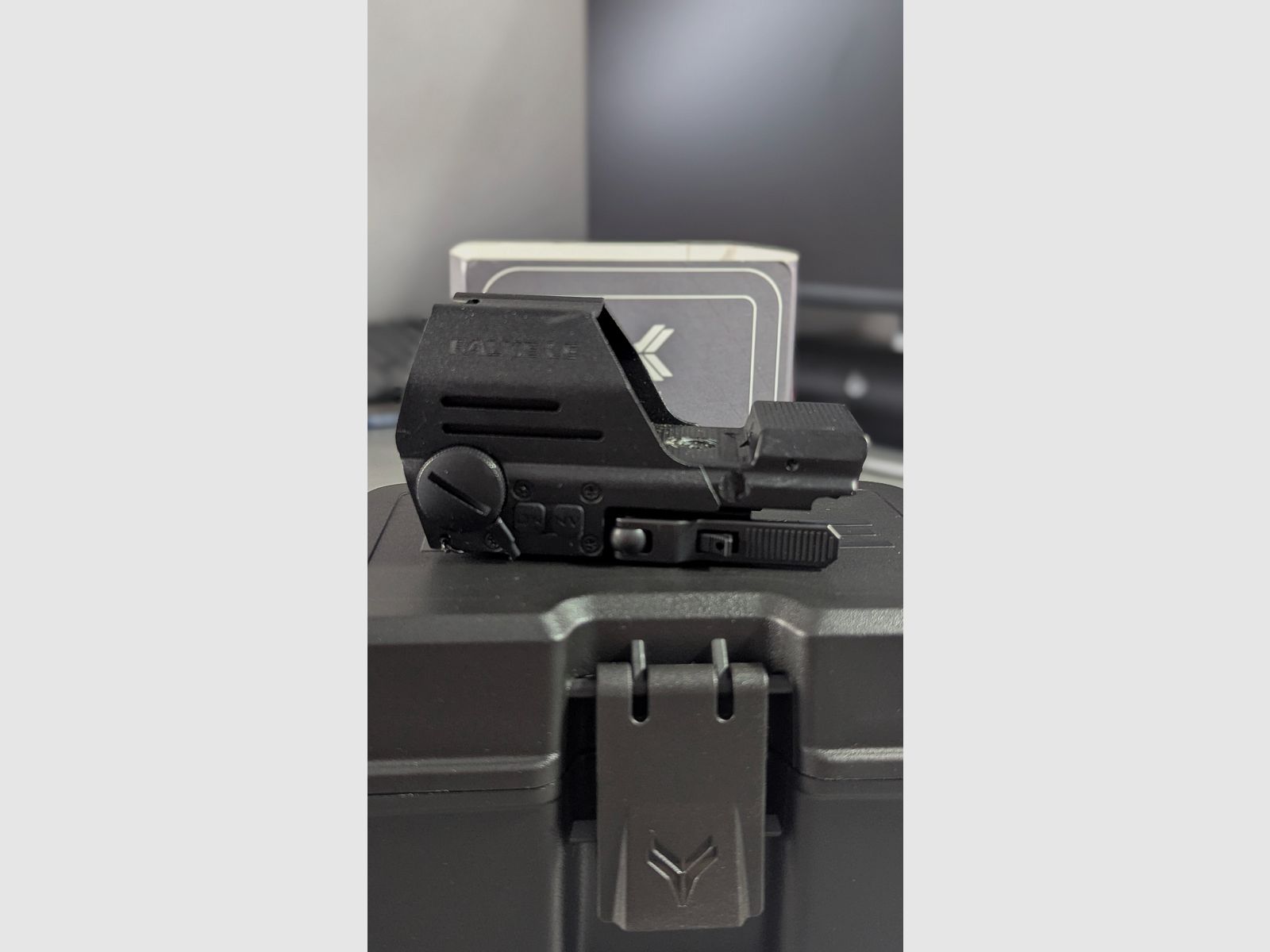 Visée point rouge Falke LE