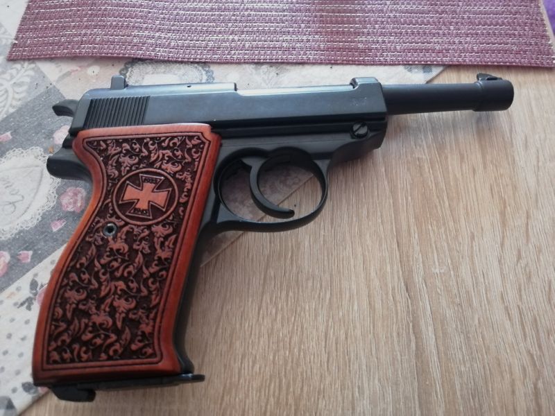 Schreckschusspistole Walther P38