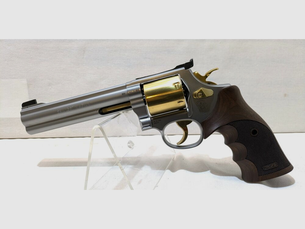 Smith & Wesson	 686 the President's