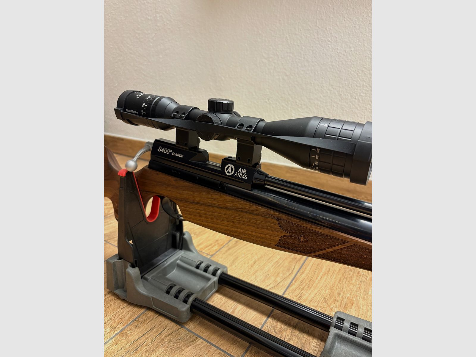 Air Arms S400 carbine 4.5mm walnut only used once