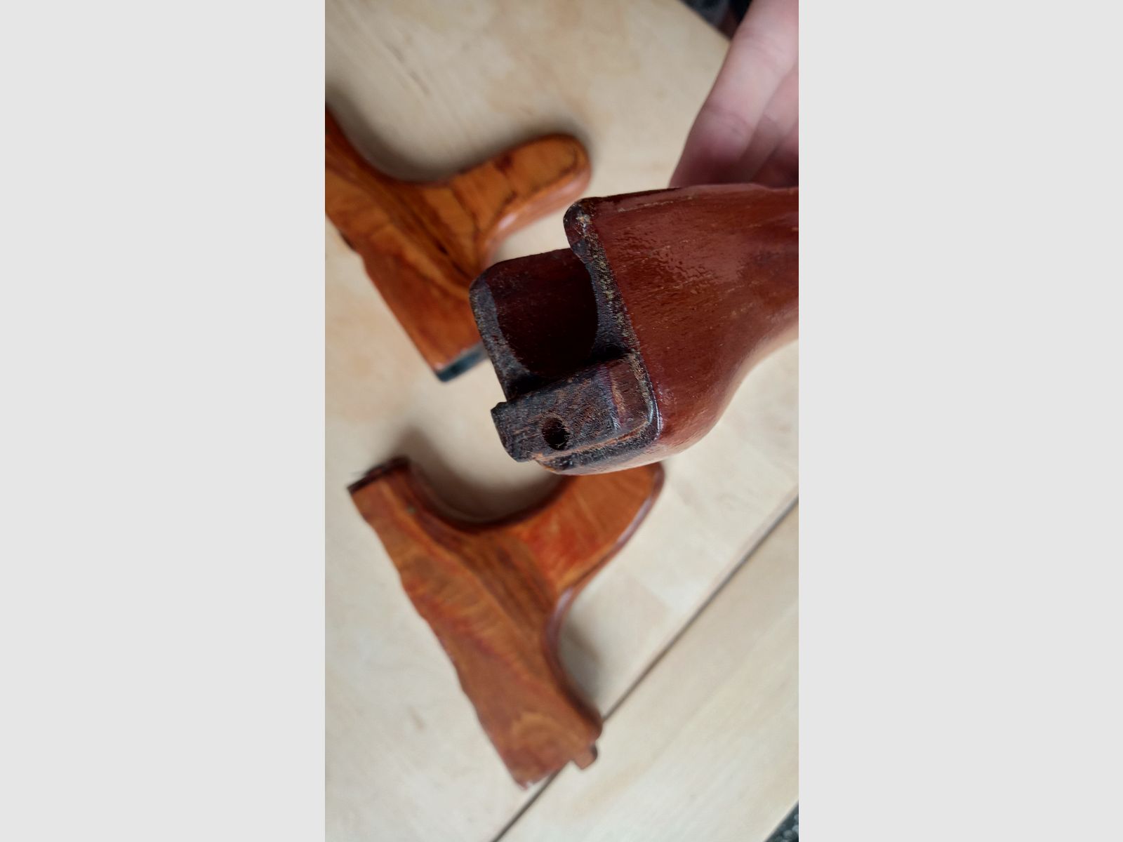 #3 unterer AK Palmswell Handschutz Holz vermutlich Rumänien