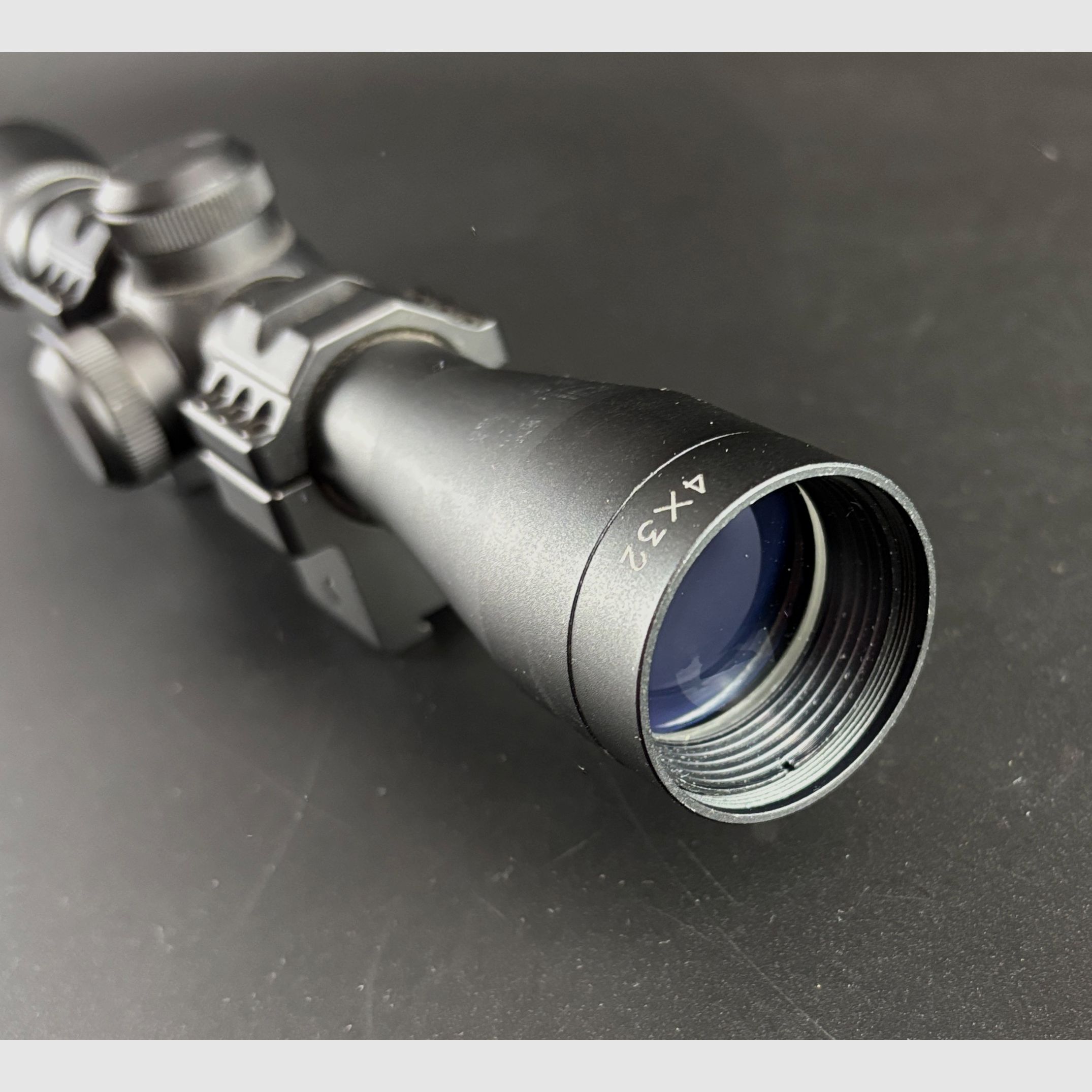 Aussteller FOCUS In Sight 4x32 1/4 MOA Absehen 4A 108160-2 Zielfernrohr