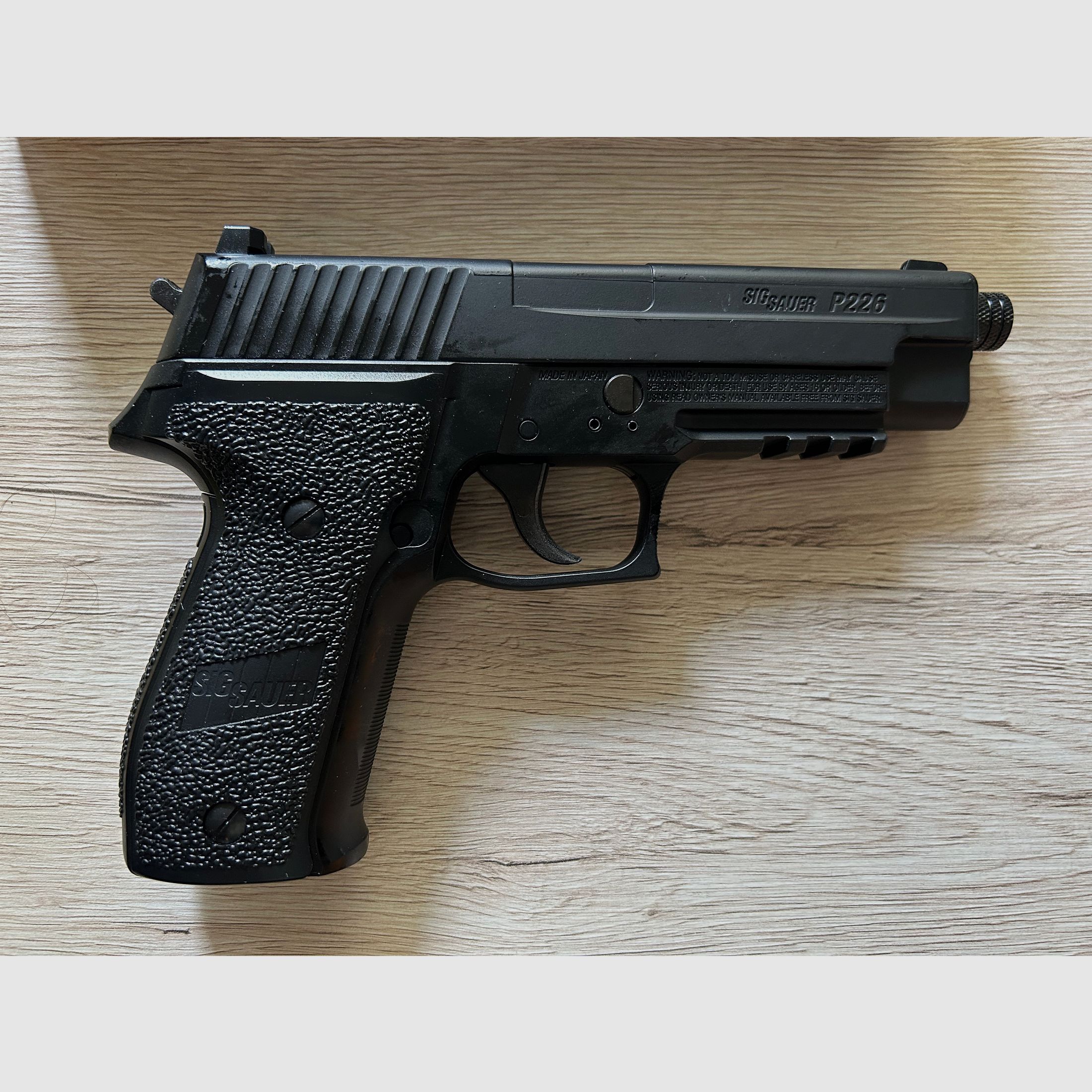 Sig Sauer P226 CO2 Pistole 4,5mm Diabolo BlowBack