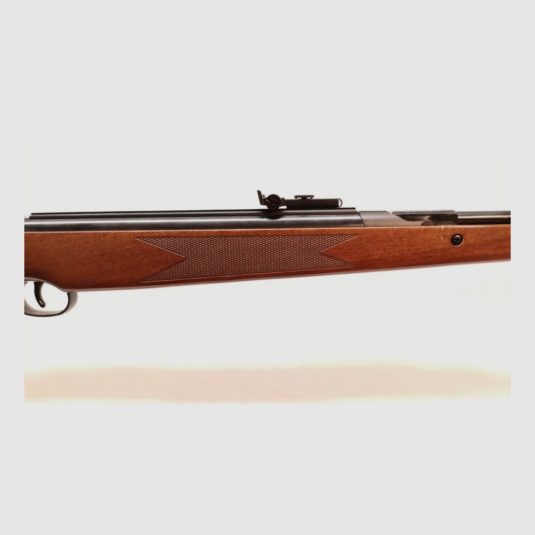 Diana 46