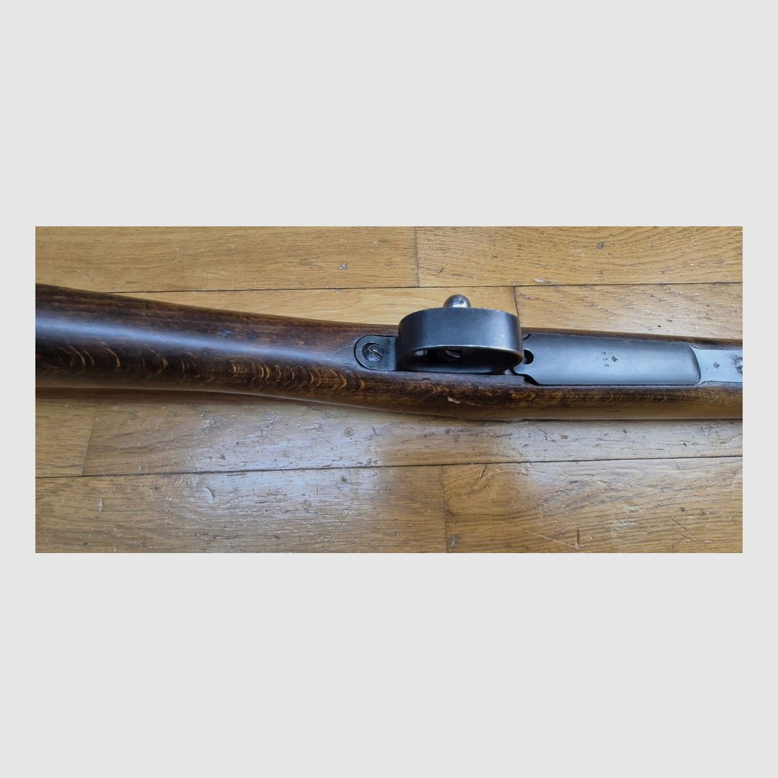 Sehr schönes Wettkampfgewehr schwedisches Mauser M96 – Herstellung Carl Gustav von 1919 – Originalkaliber 6.5×55 schwedisch – Magazin auf einen Schuss beschränkt – Mauser Familie 1893 – Präzisionsvisier – Schwedische Mechanik – Brünierung 97% – Wunderschöner Lauf – Wettkampfwaffe – Kategorie D – TBE+, Bild 13 von 37