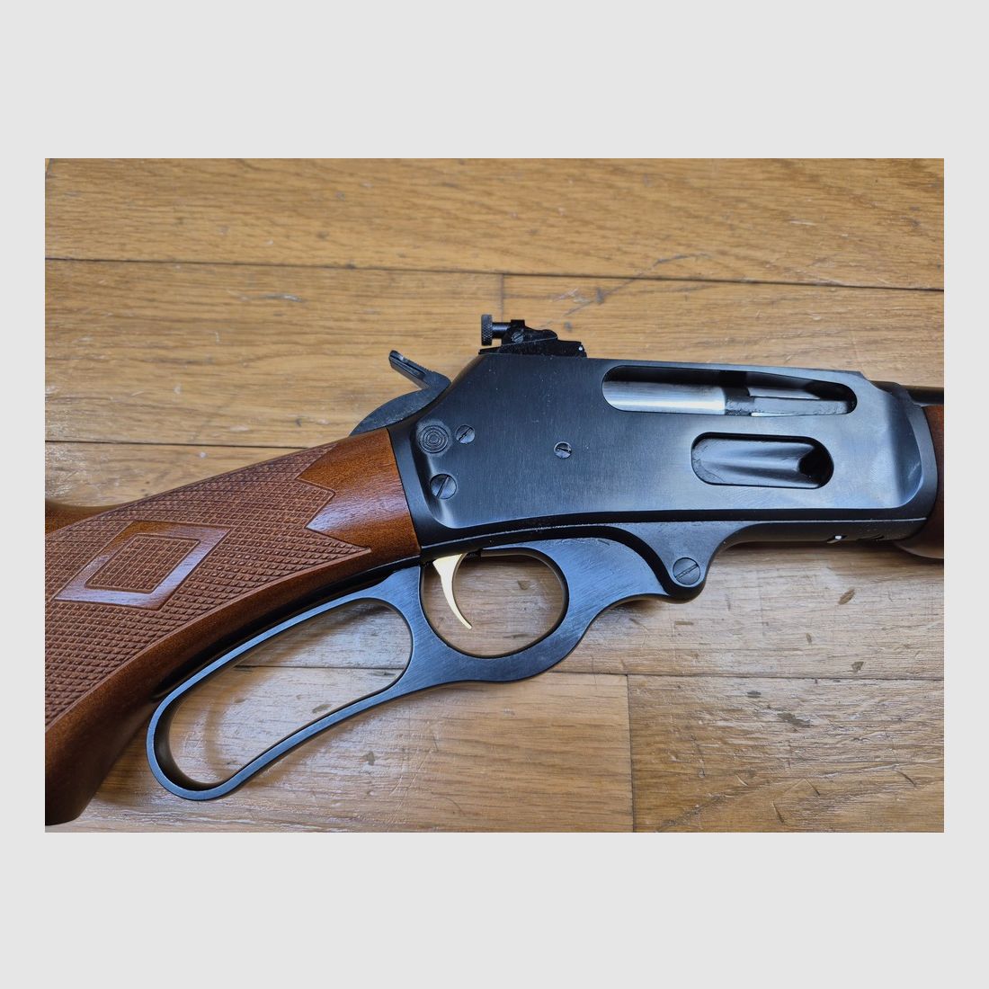 Très belle Levier sous garde Marlin 336 – Cal.30-30 – Rare poinçon « JM » – Arme de fabrication Marlin d&rsquo;avant faillite – Une vraie Marlin de chez Marlin ! – Superbe fabrication – Ajustements de rêve – État neuf !, image 29 sur 33