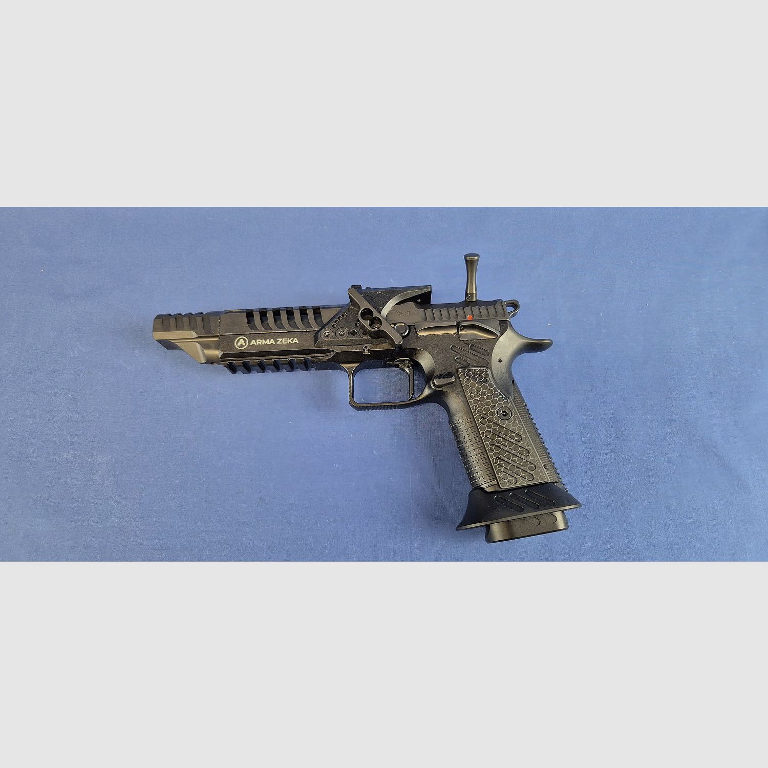 Arma Zeka Giant Kal.9x19mm Black 20 Schuss, Bild 1 von 4