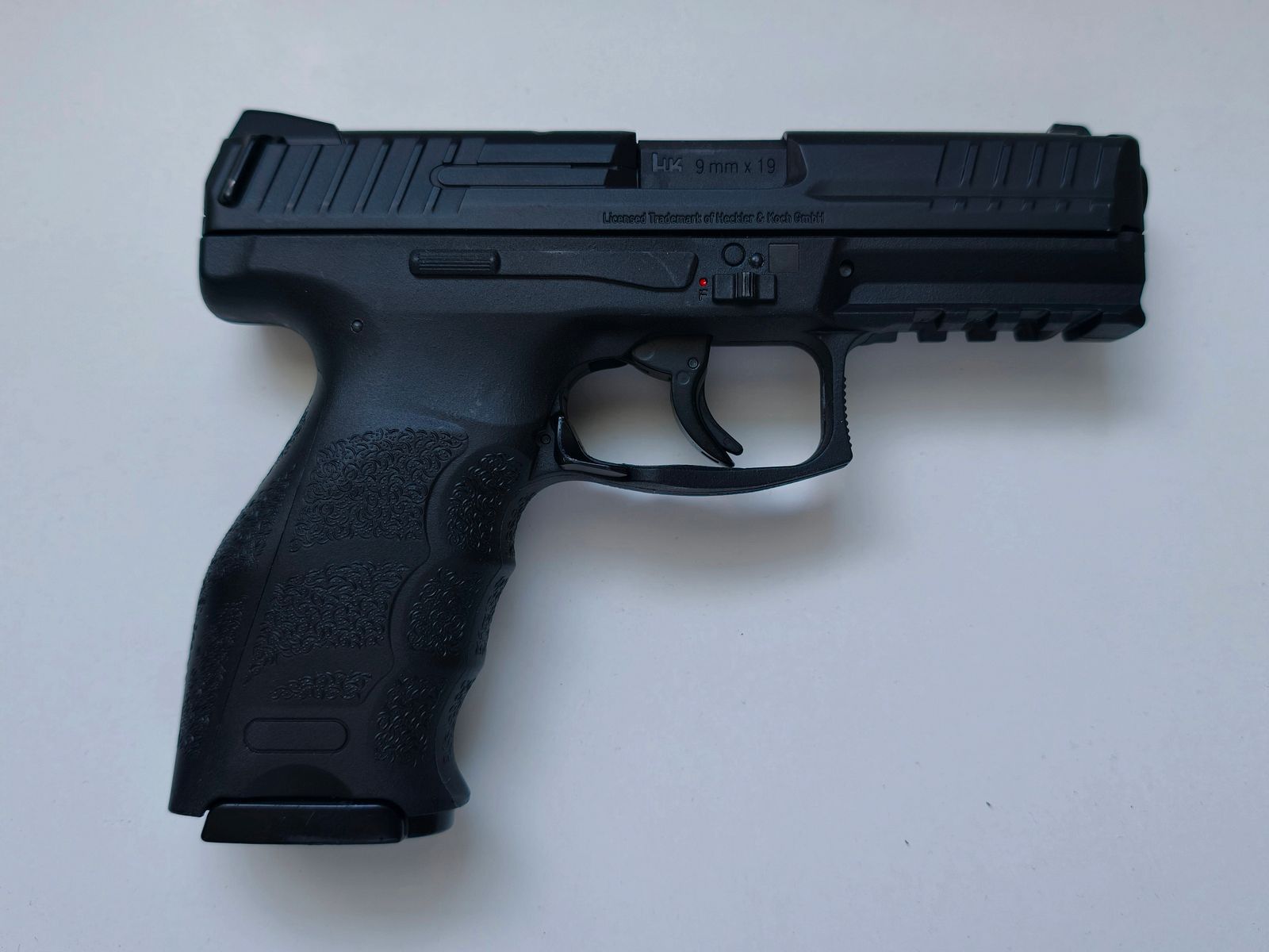 Heckler Koch VP9 pistola CO2 Blowback 4,5mm BB