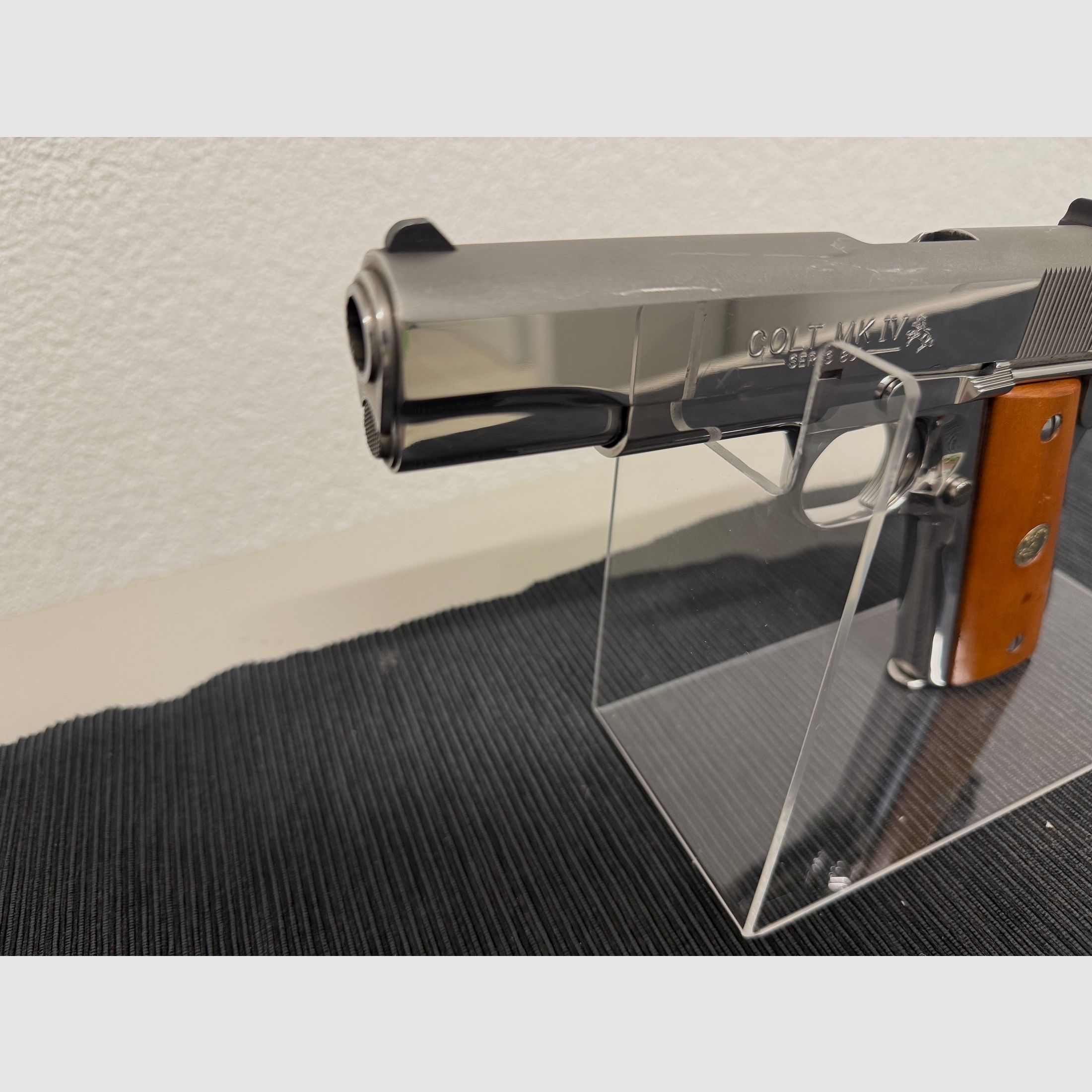 Colt MK IV Series 80 1911 Government in Chrom Kaliber .45Auto  ACP sehr selten!