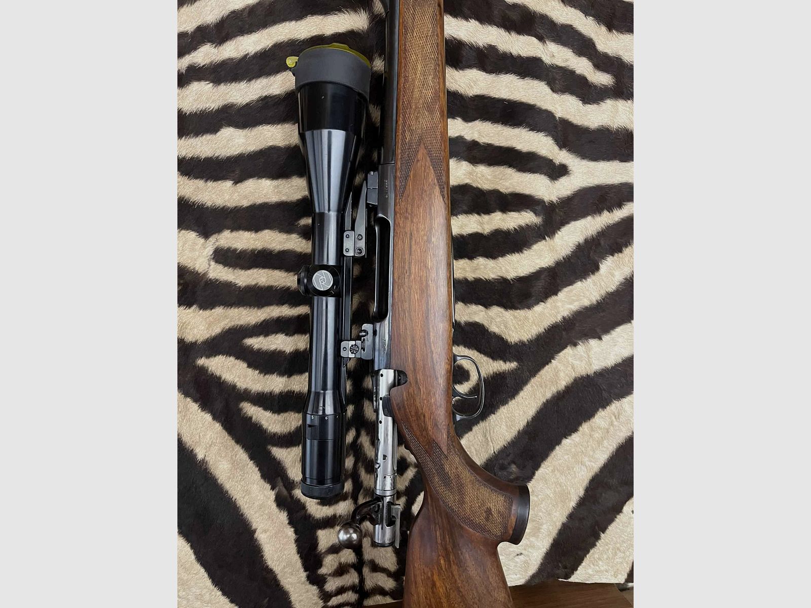 Sauer 80 Büchse Kal. 7×64 – ca. 57 cm – Zeiss Diavari 2.5-10×52 Zielfernrohr – 2 Magazine, Bild 8 von 11