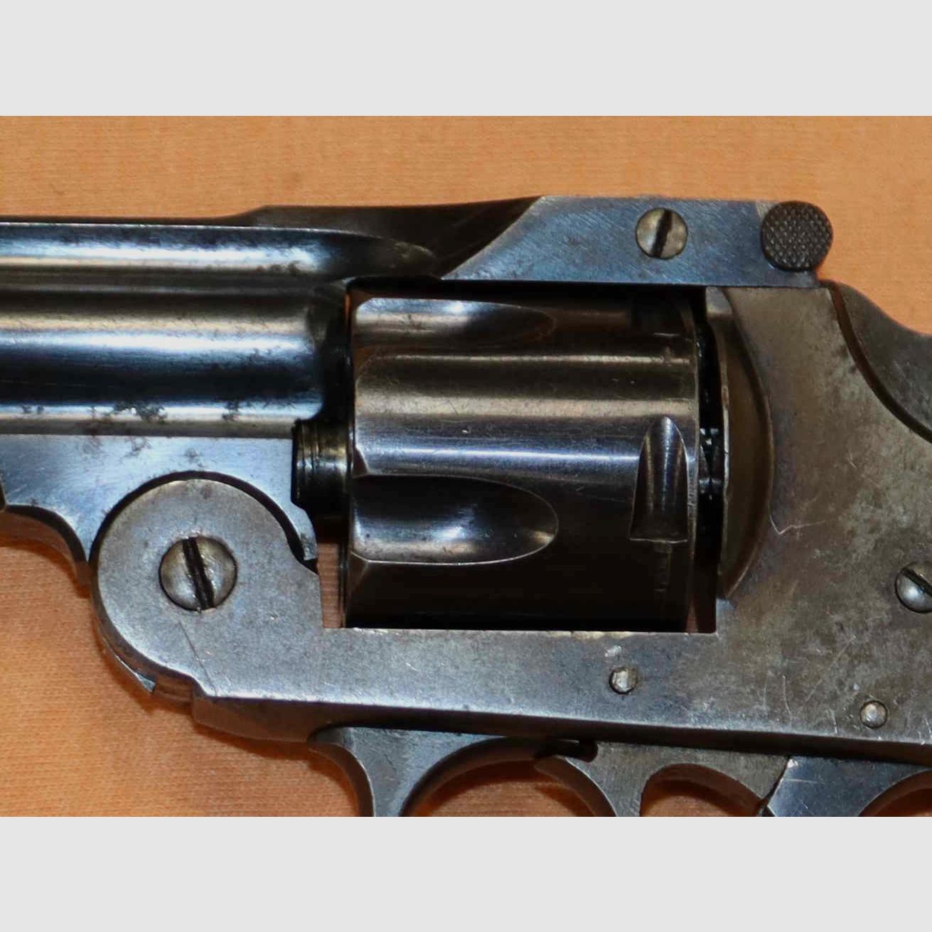 Rewolwer Iver Johnson's Kaliber 38 SP, zdjęcie 1 z 6