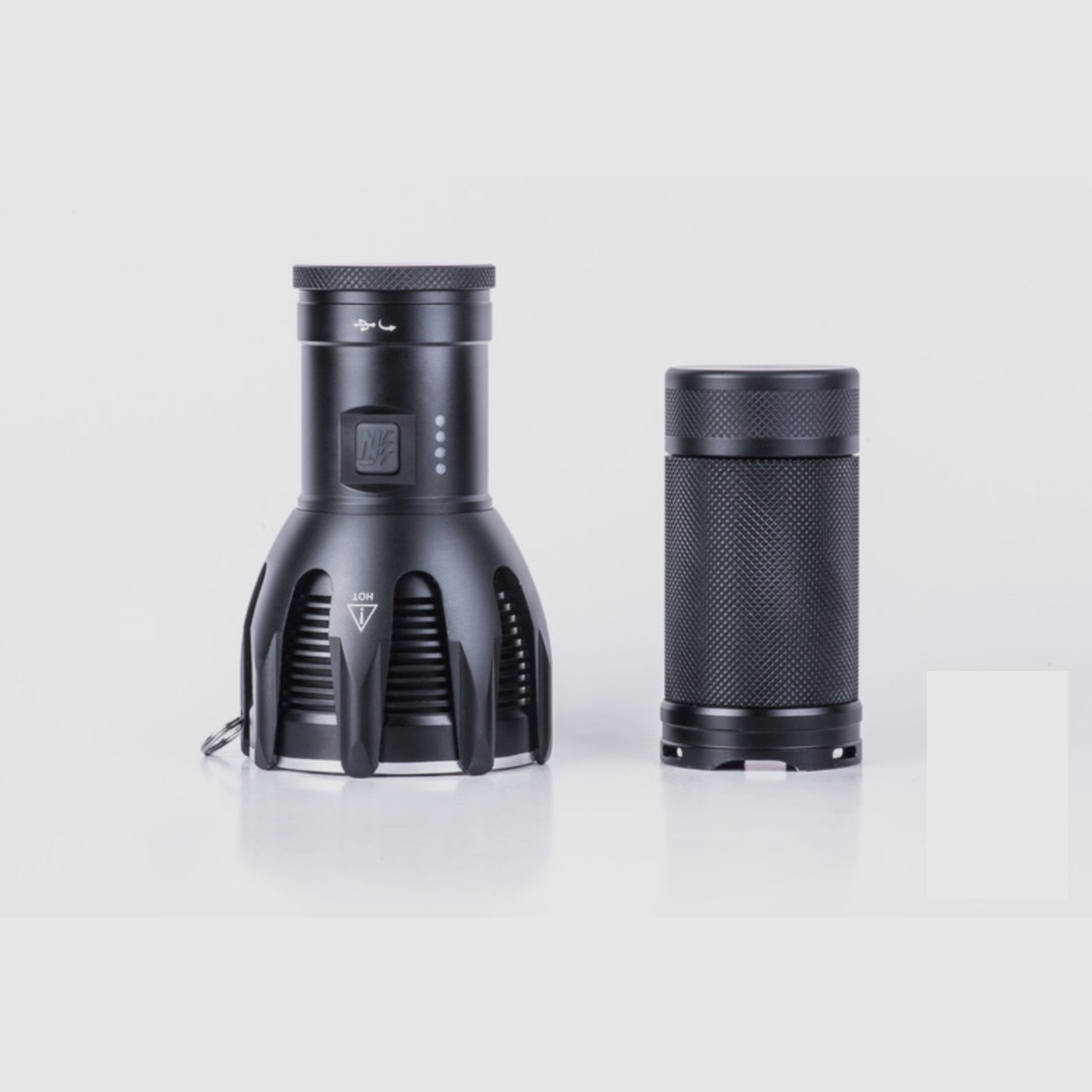 NEXTORCH Saint Torch 30 5600 Lumen Suchscheinwerfer LED Taschenlampe