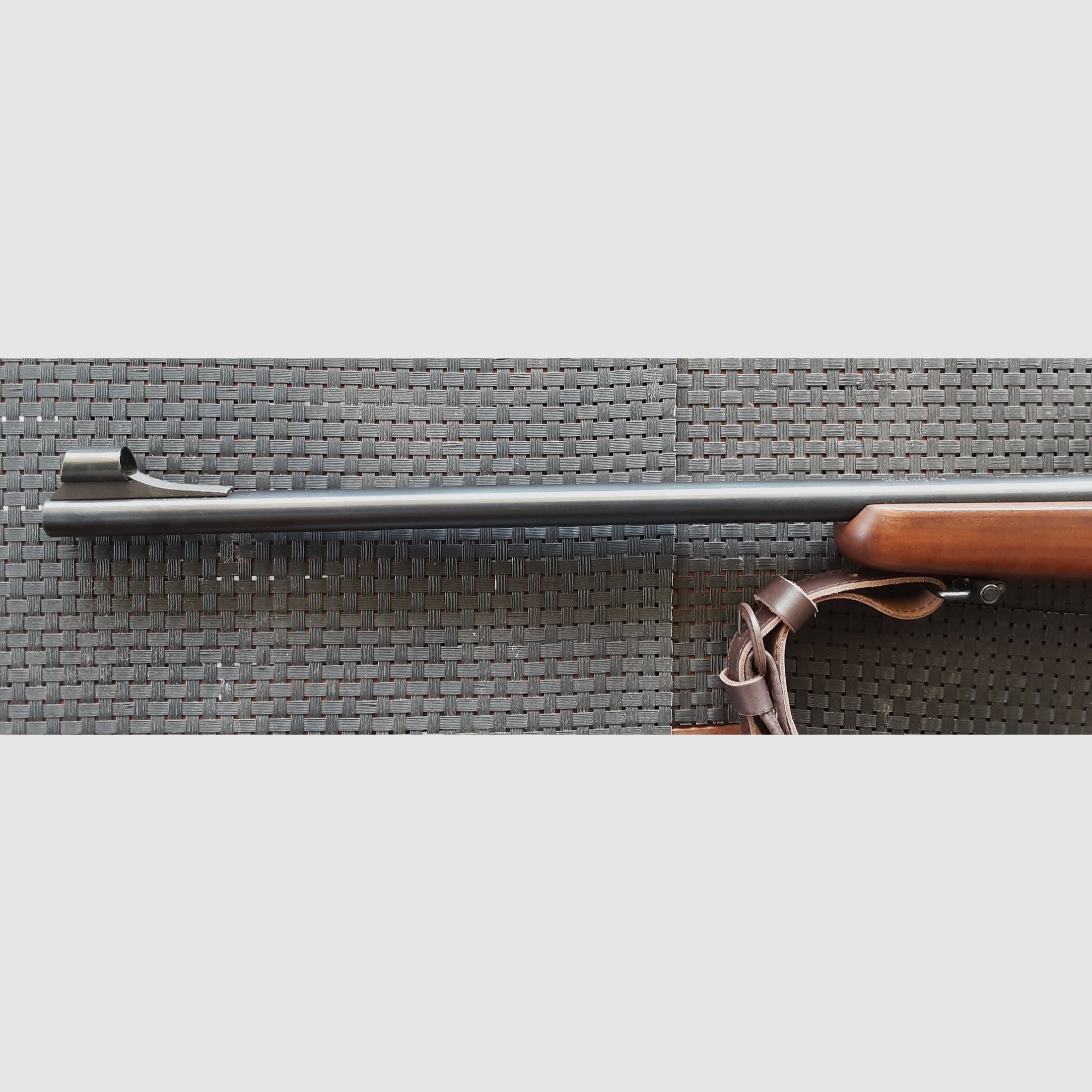 Repetierbüchse Anschütz 1416 Kaliber 22 l.r.  mit Glas Walther 3-9x 40 NEUWERTIG !