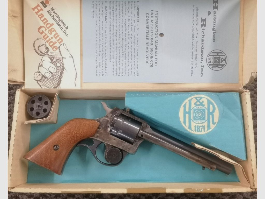 Harrington & Richardson 676 .22lr revolver met verwisselbare trommel .22WMR