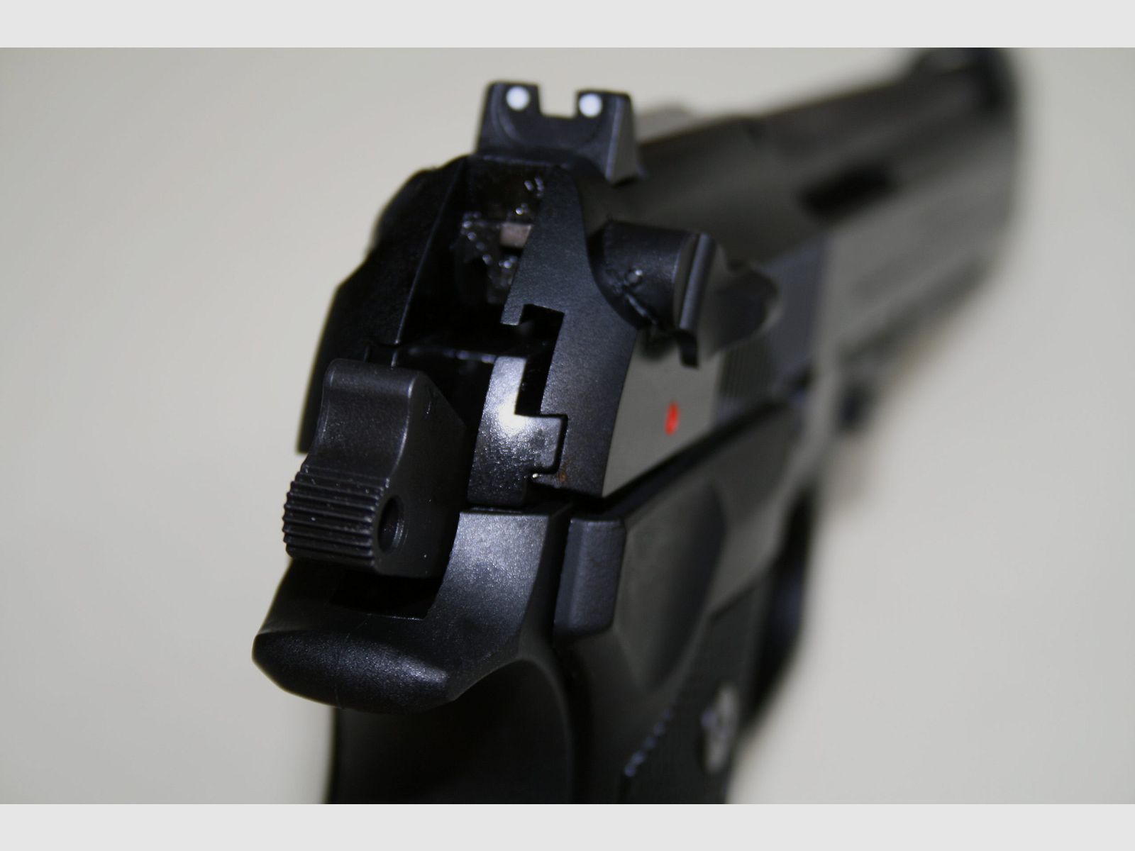 Pistole Beretta 92 FS Kaliber 22LR, Bild 3 von 5