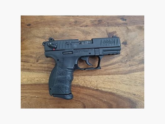 Walther P22Q inkl. 10 CS-Patronen & 50 Platzpatronen