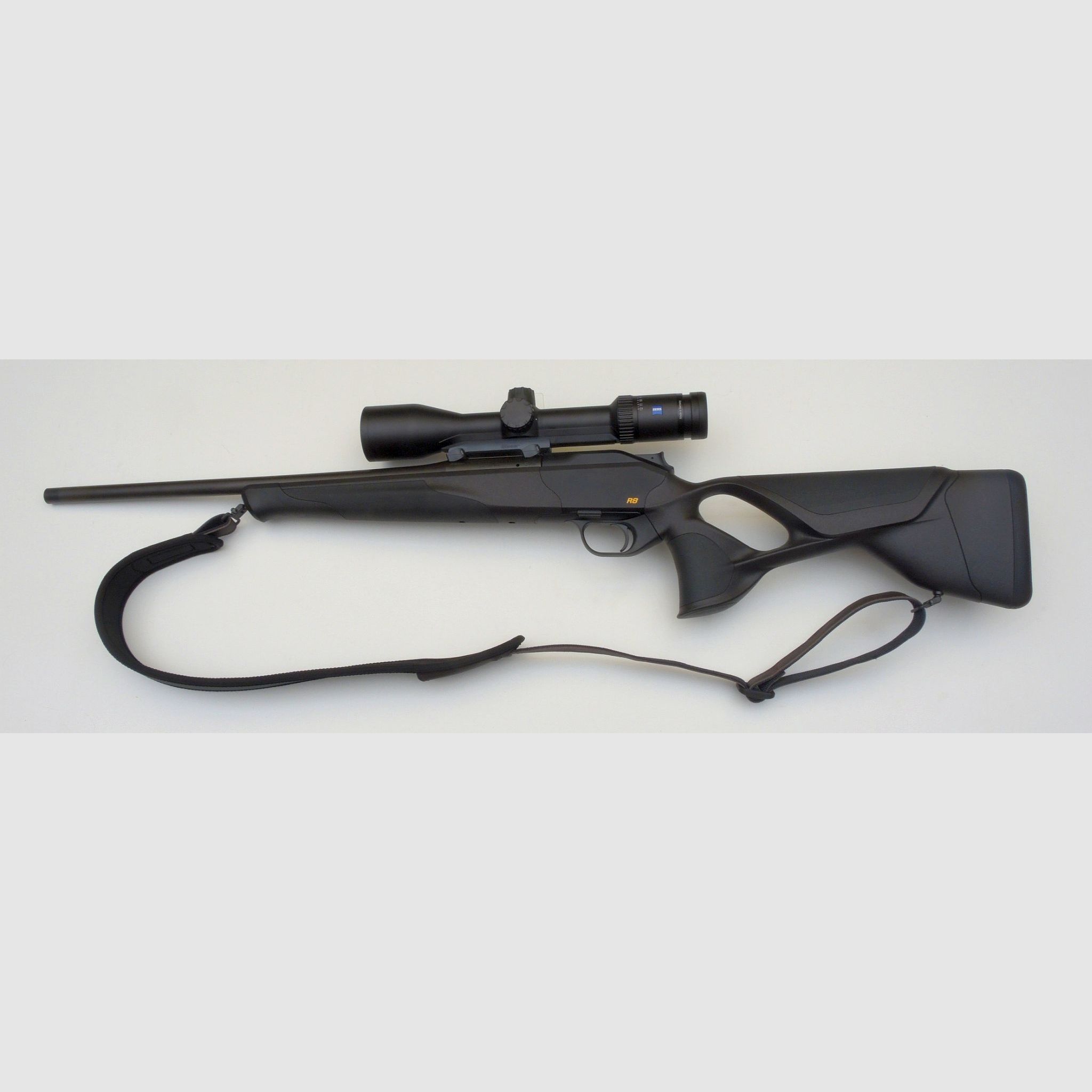 Blaser R8 Ultimate 308Win 52cm + Zeiss V6 2-12x50 M