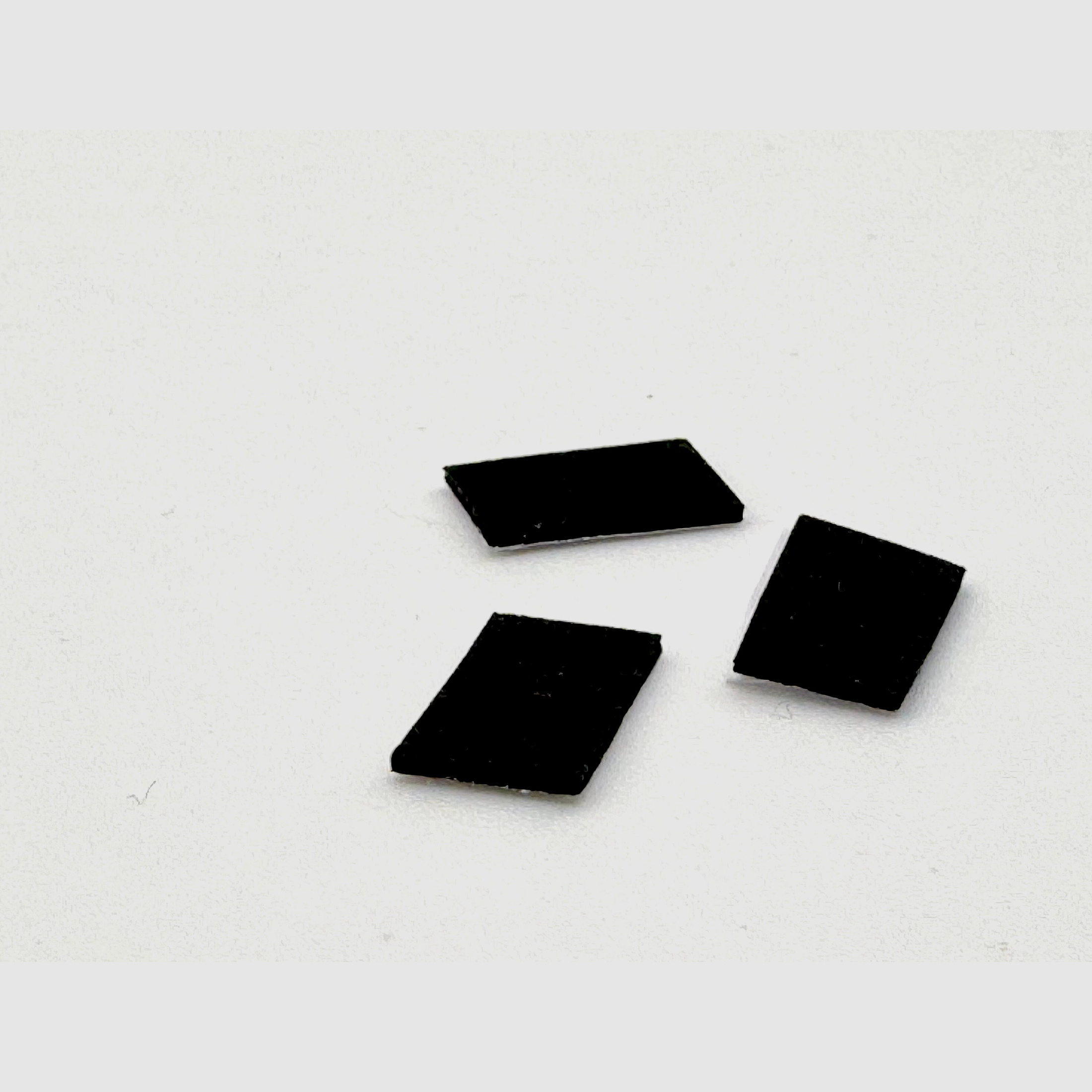 3x foam rubber strips for decoupling the AEA magazines