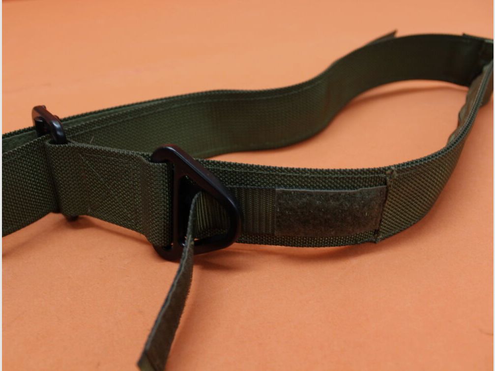 Tasmanian Tiger TT Tactical belt 036 cub: Length 105 cm, Width 4.3 cm, Size M in Olive Green