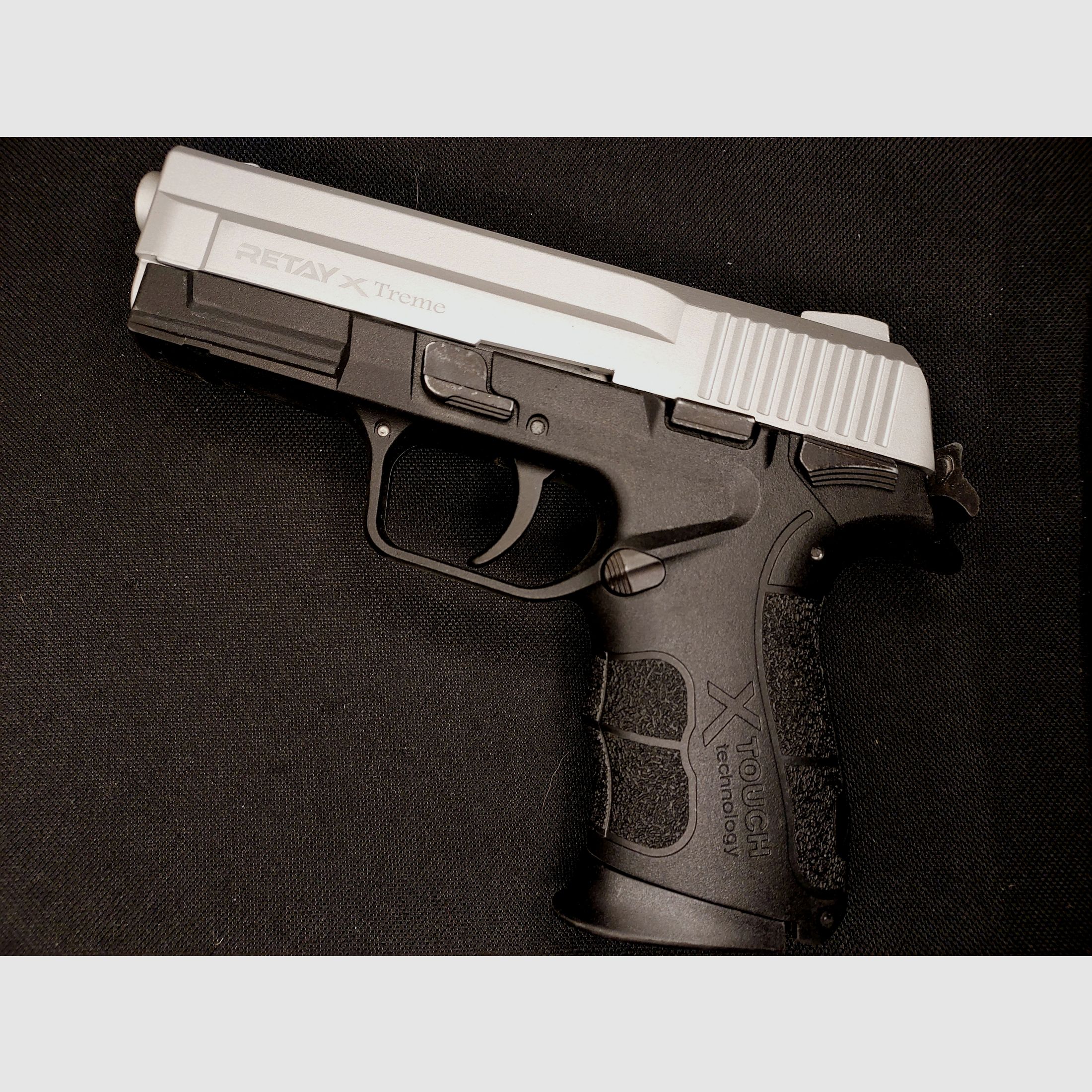 Retay X Treme Schreckschuss Pistole 9mm P.A.K. brüniert (PTB 1042)